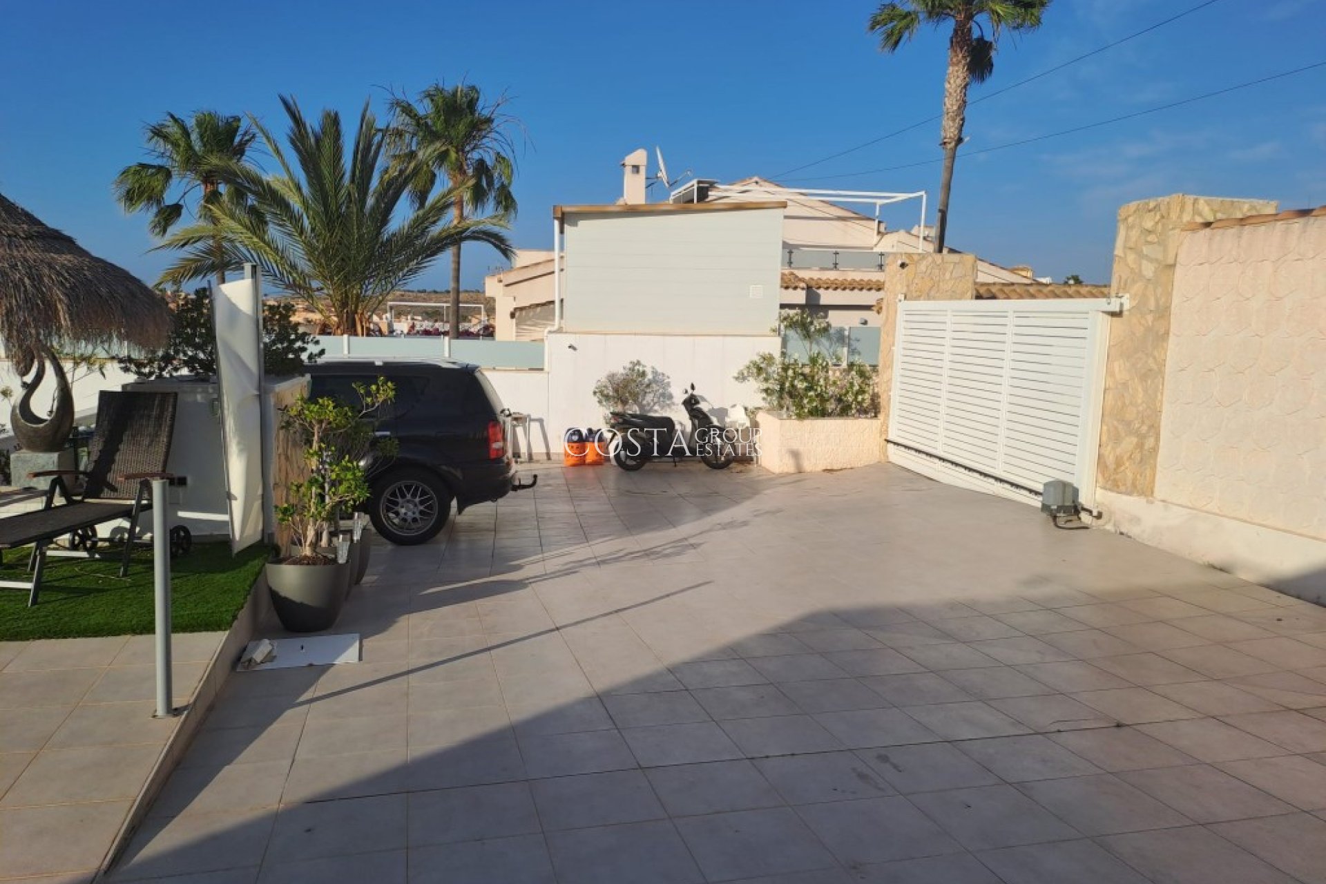 Resale - Villa -
Rojales - Ciudad Quesada