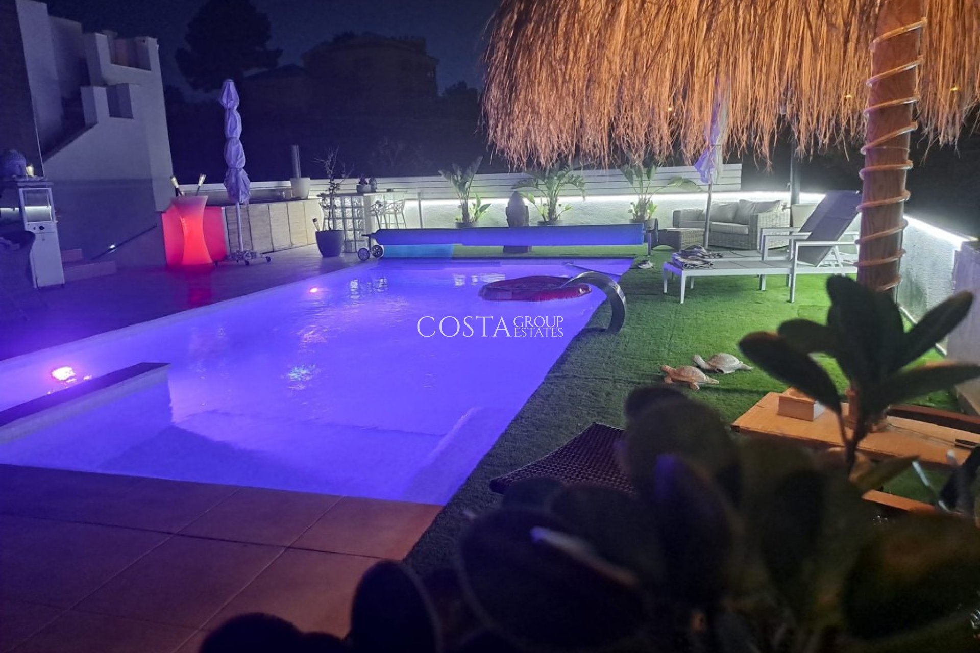Resale - Villa -
Rojales - Ciudad Quesada
