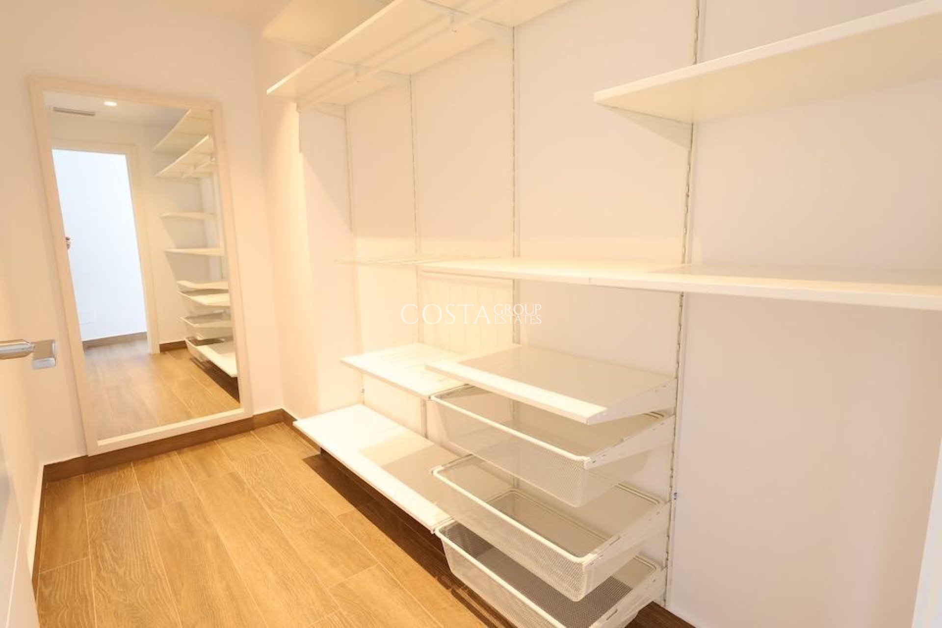Resale - Villa -
Rojales - Ciudad Quesada