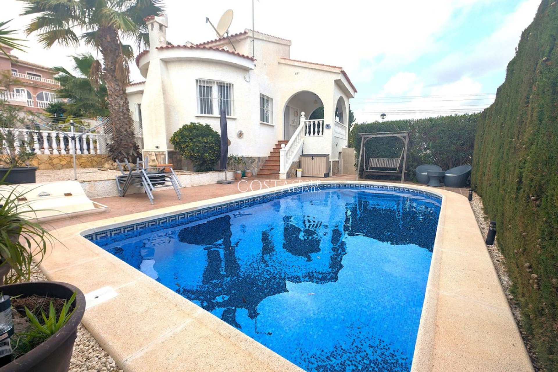 Resale - Villa -
Rojales - Ciudad Quesada
