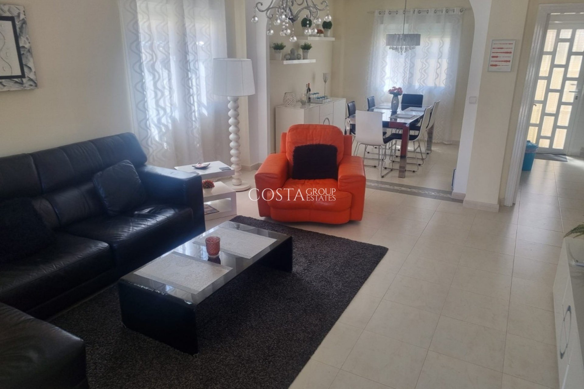 Resale - Villa -
Rojales - Ciudad Quesada