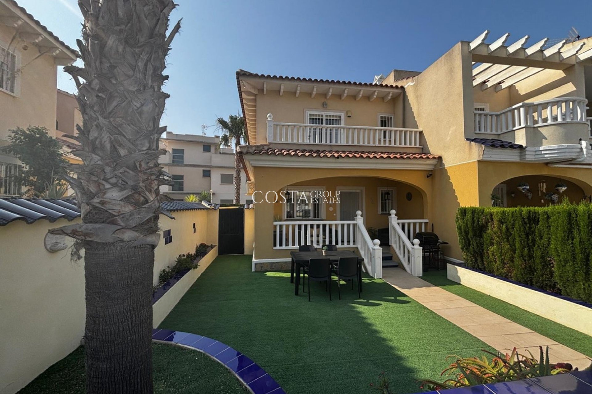 Resale - Villa -
Rojales - Ciudad Quesada