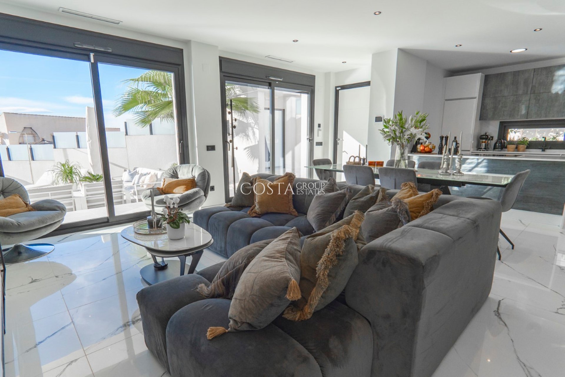 Resale - Villa -
Rojales - Ciudad Quesada