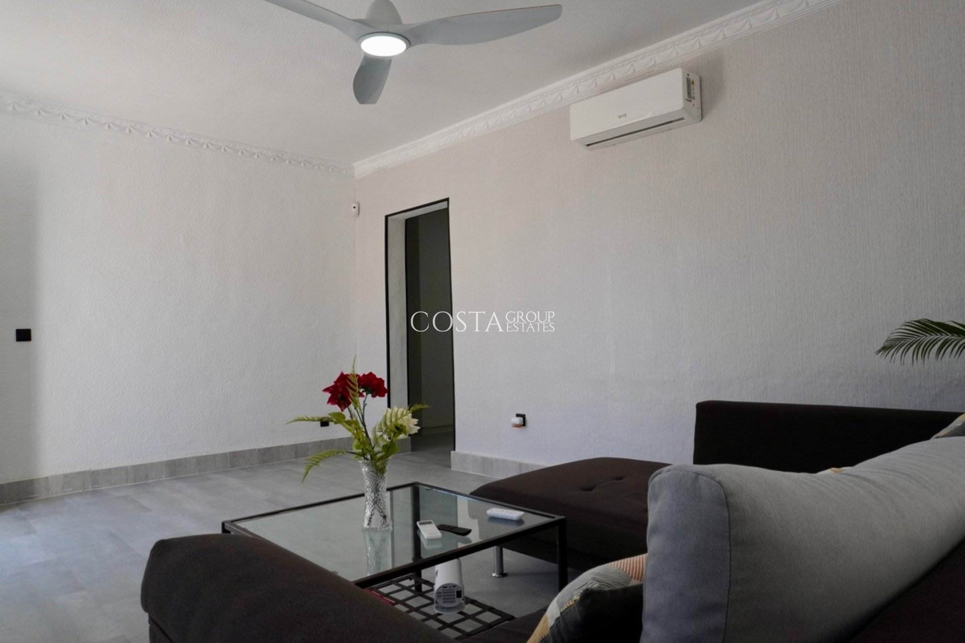 Resale - Villa -
Rojales - Ciudad Quesada