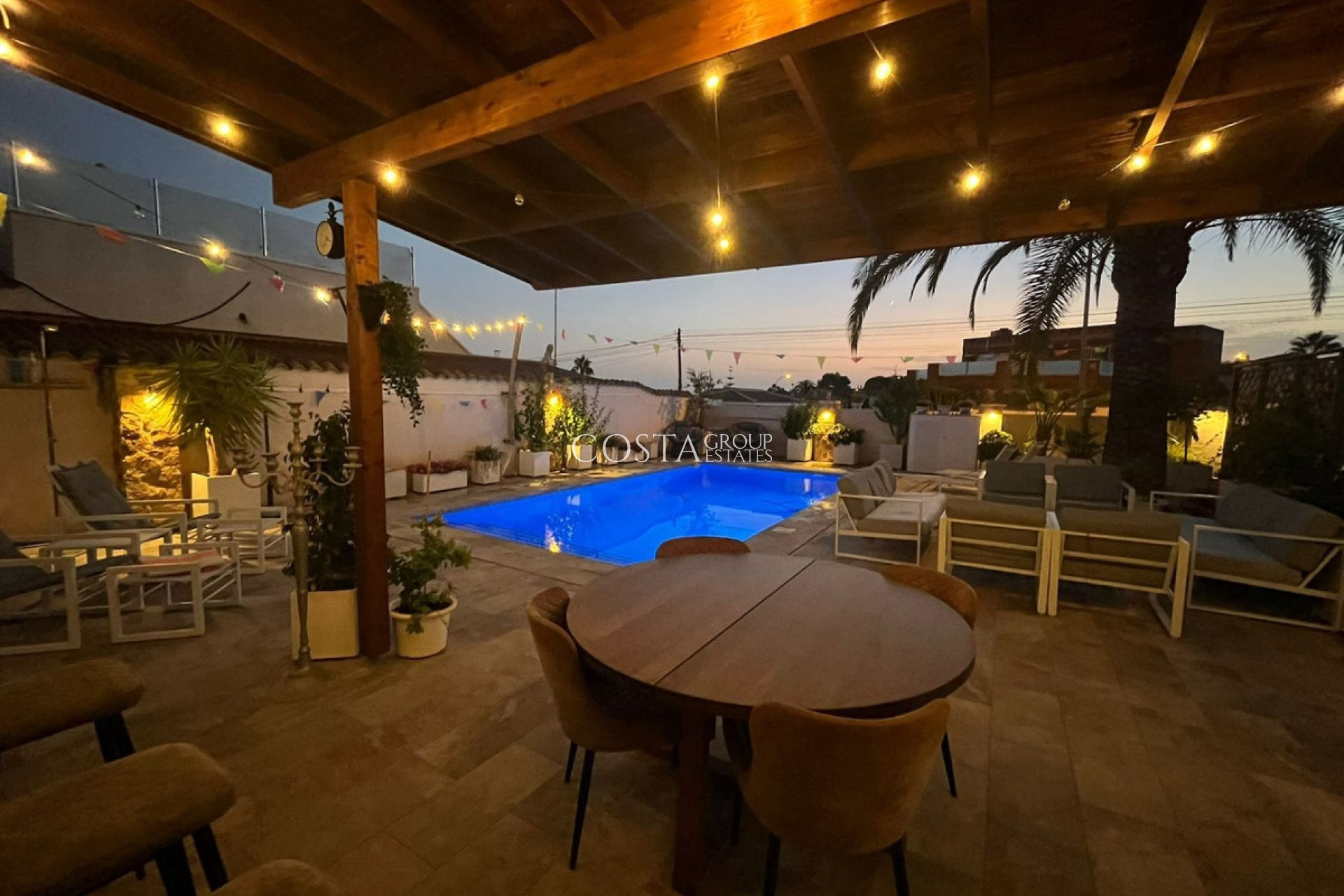 Resale - Villa -
Rojales - Ciudad Quesada