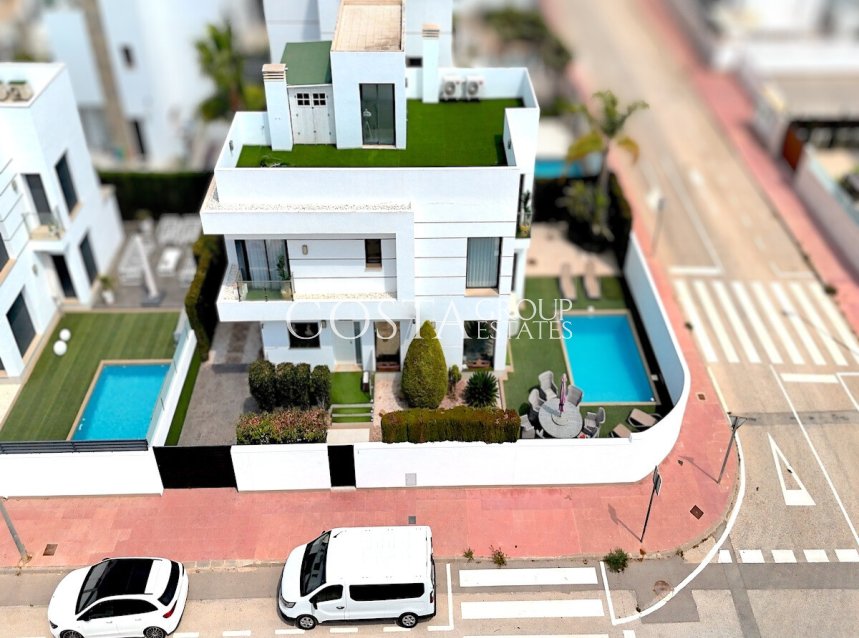 Resale - Villa -
Rojales - Ciudad Quesada