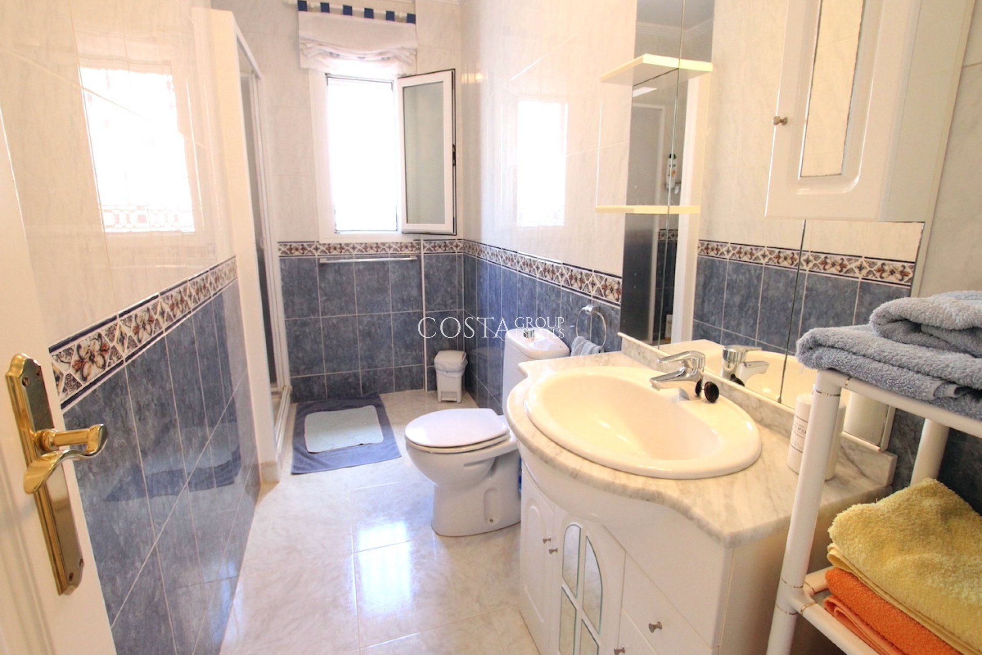 Resale - Villa -
Rojales - Ciudad Quesada