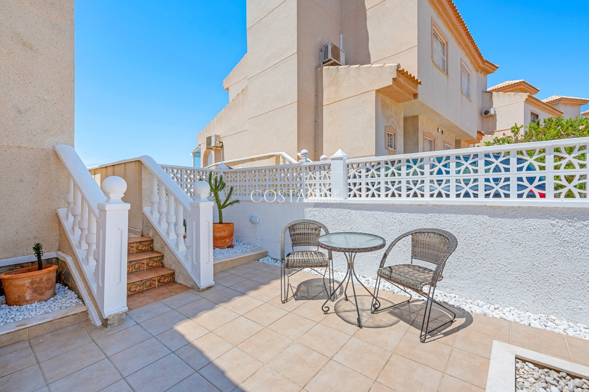 Resale - Villa -
Rojales - Ciudad Quesada