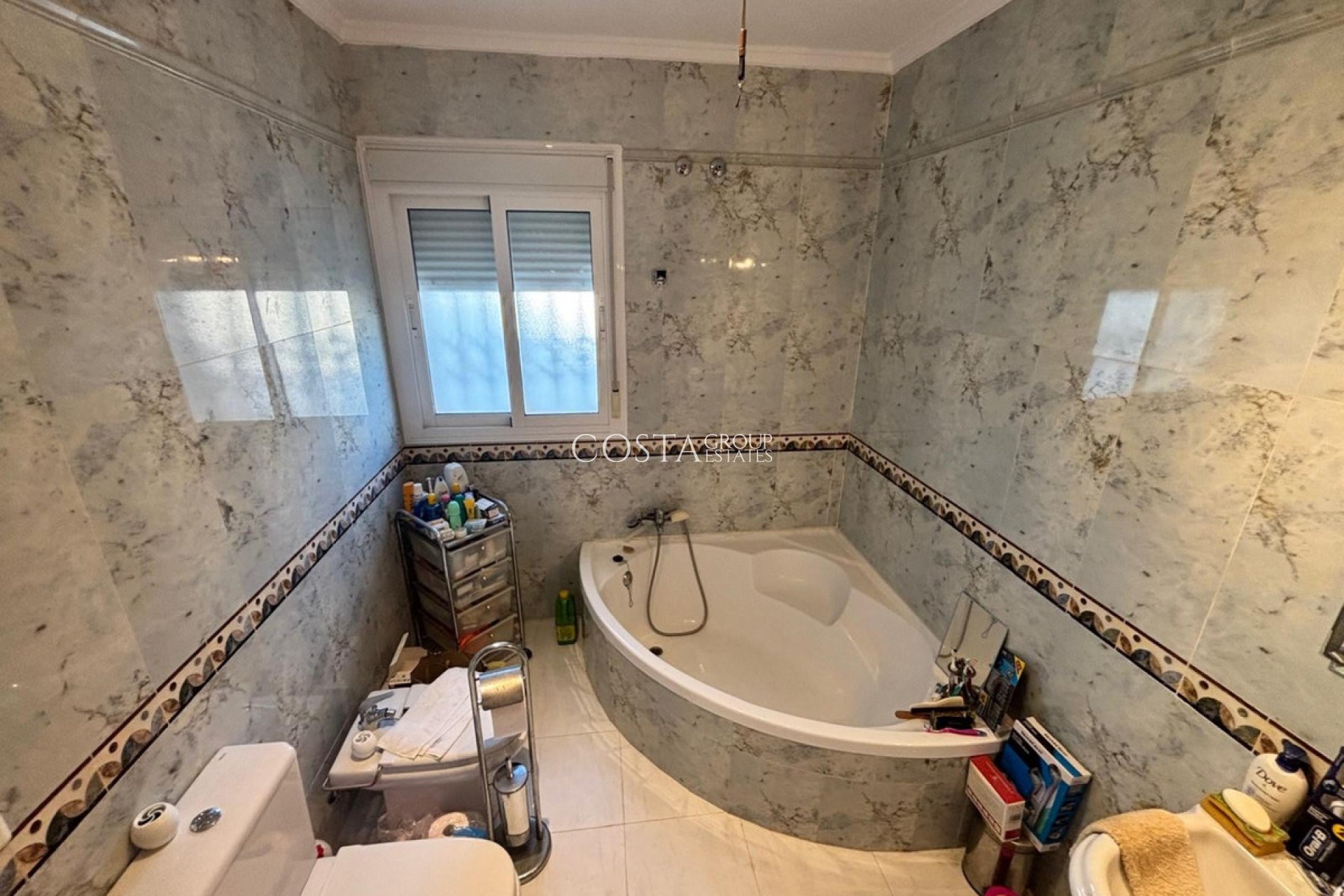 Resale - Villa -
Rojales - Ciudad Quesada