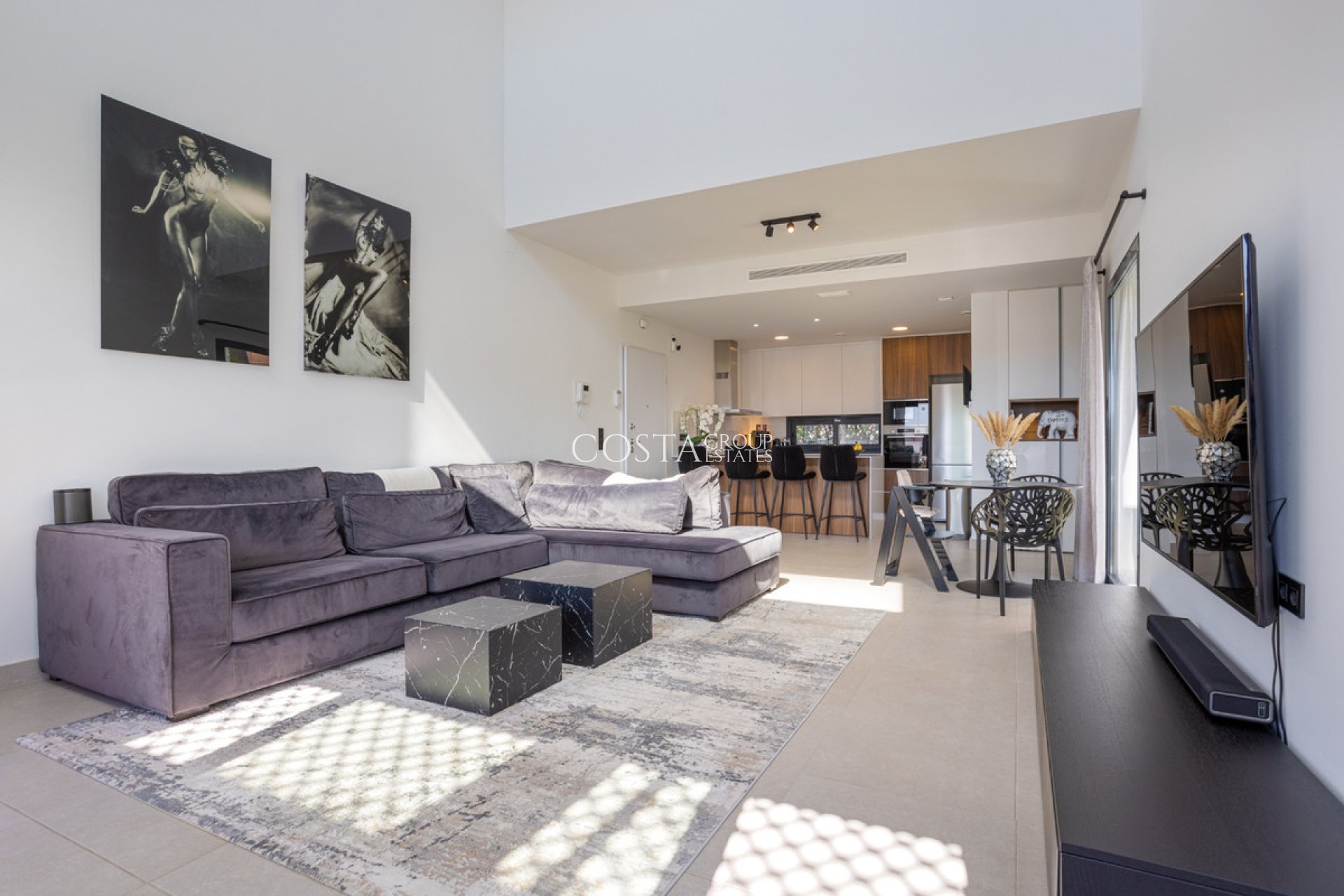 Resale - Villa -
Rojales - Ciudad Quesada