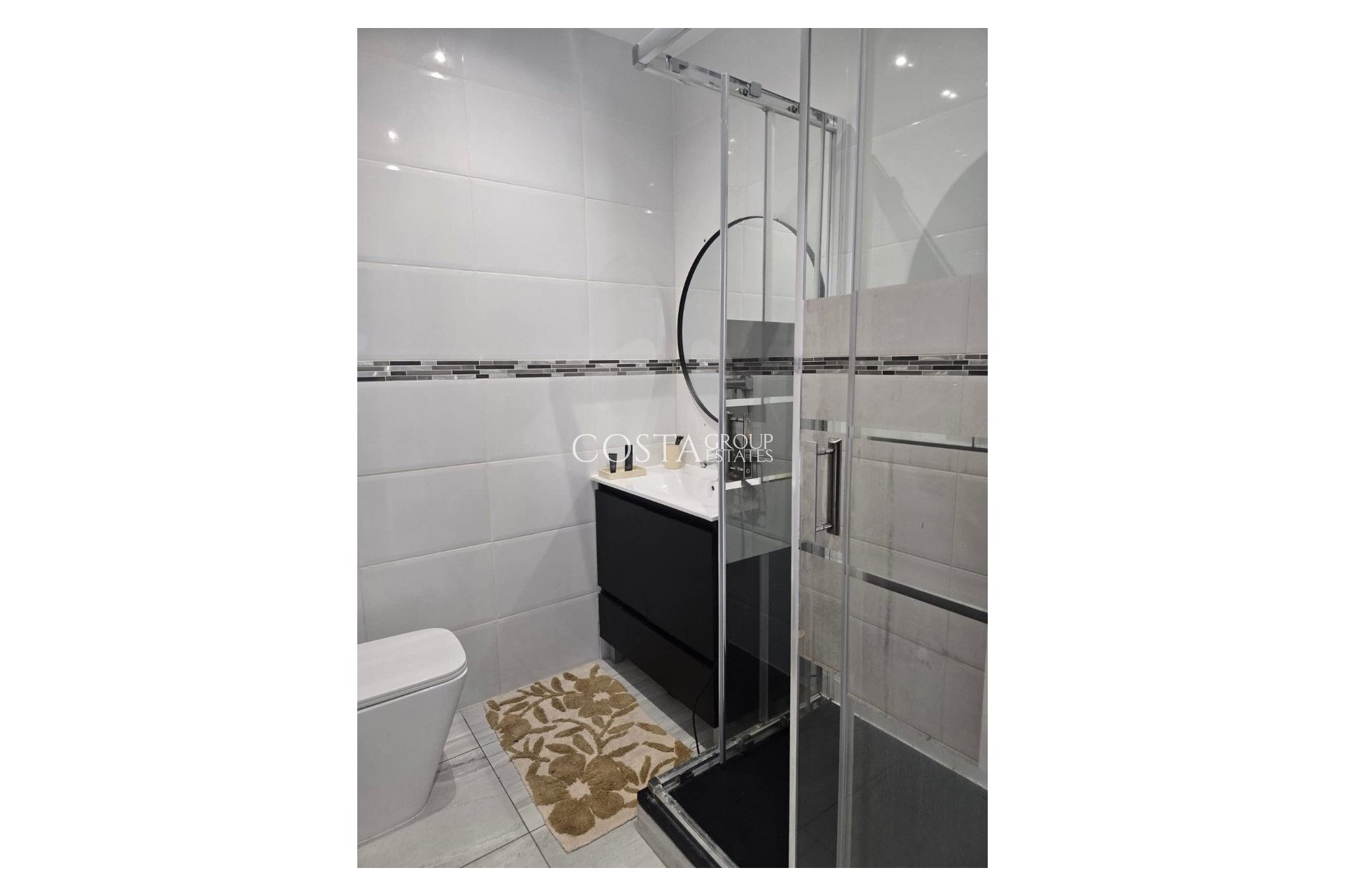 Resale - Villa -
Rojales - Ciudad Quesada