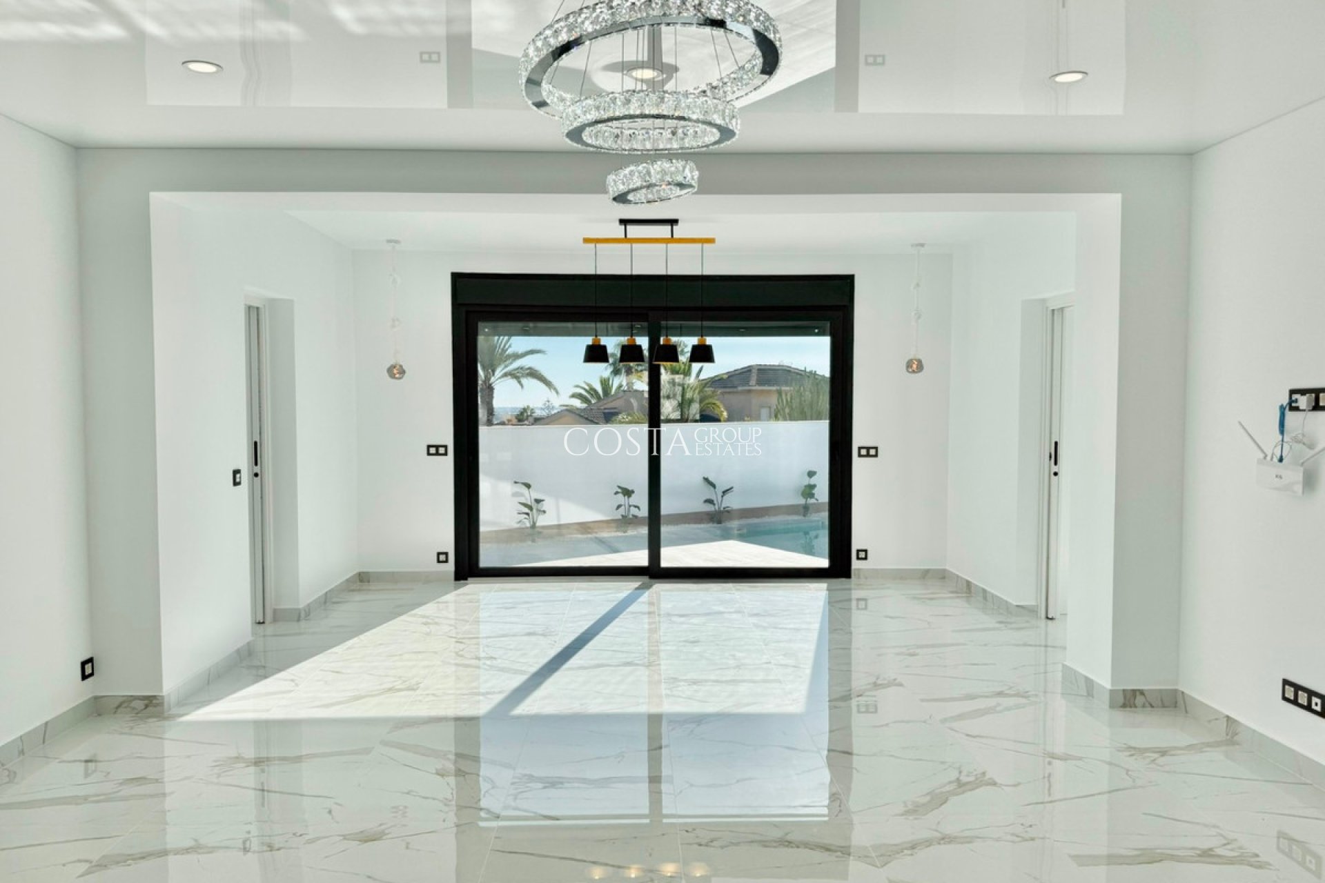 Resale - Villa -
Rojales - Ciudad Quesada