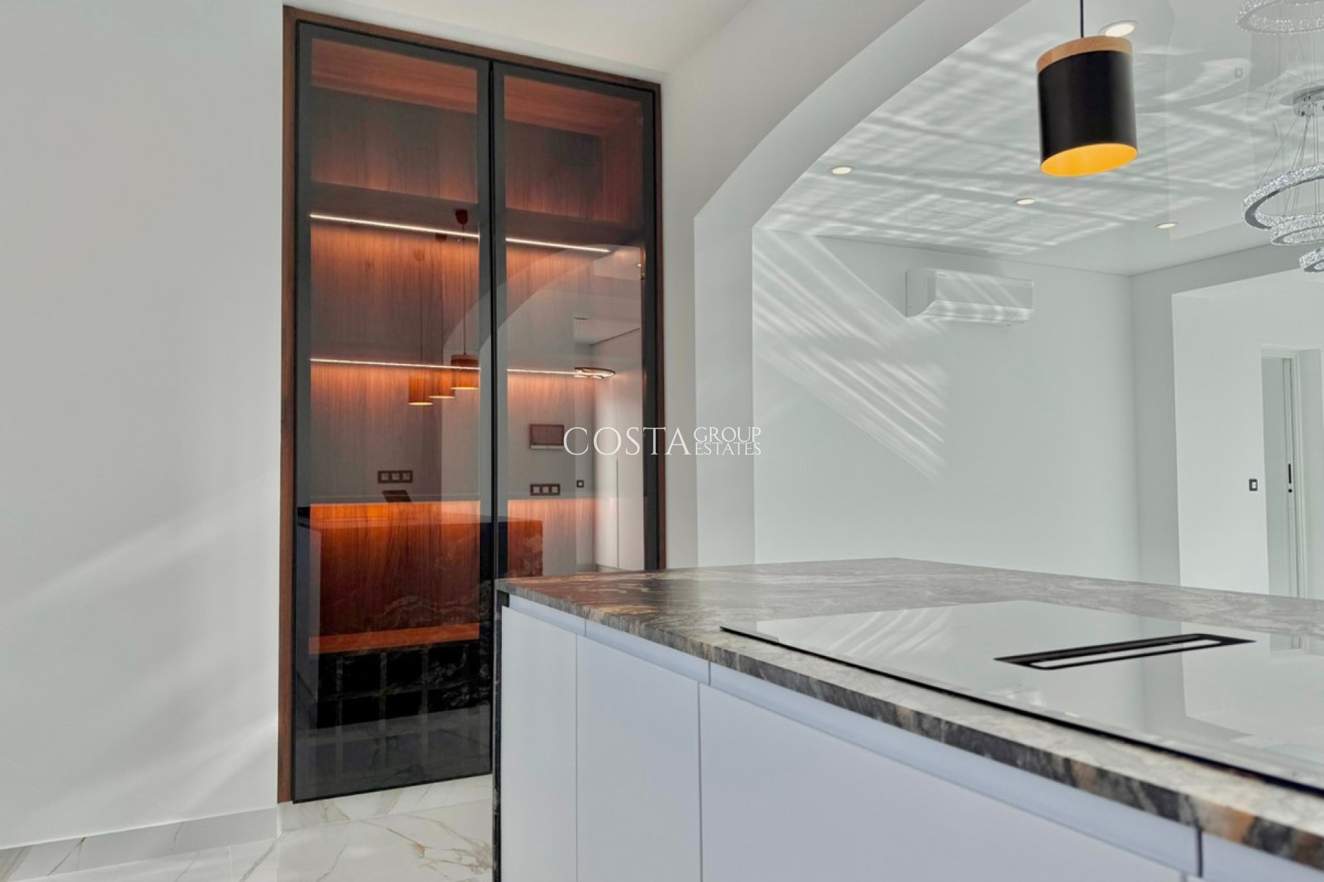 Resale - Villa -
Rojales - Ciudad Quesada