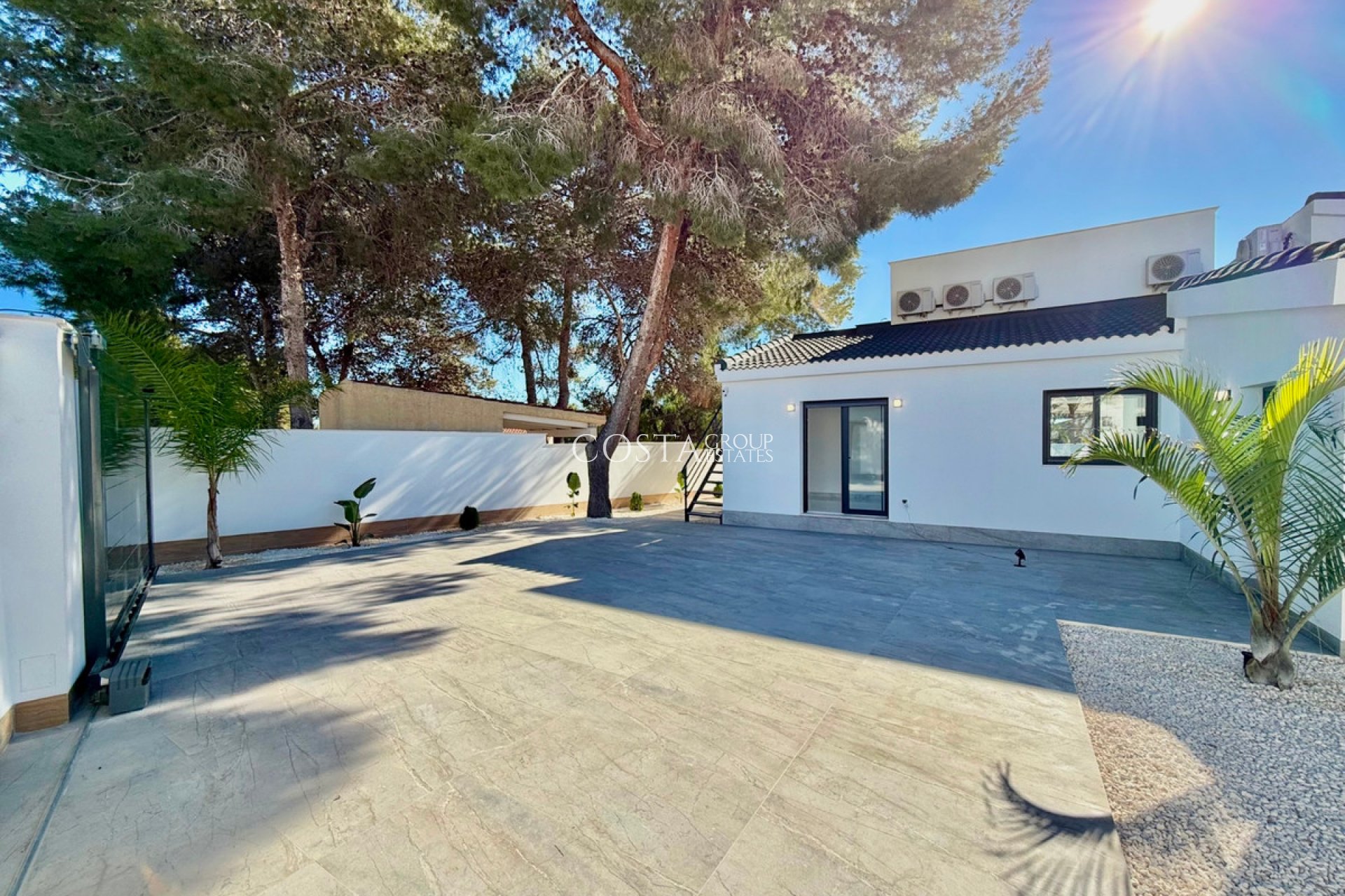 Resale - Villa -
Rojales - Ciudad Quesada