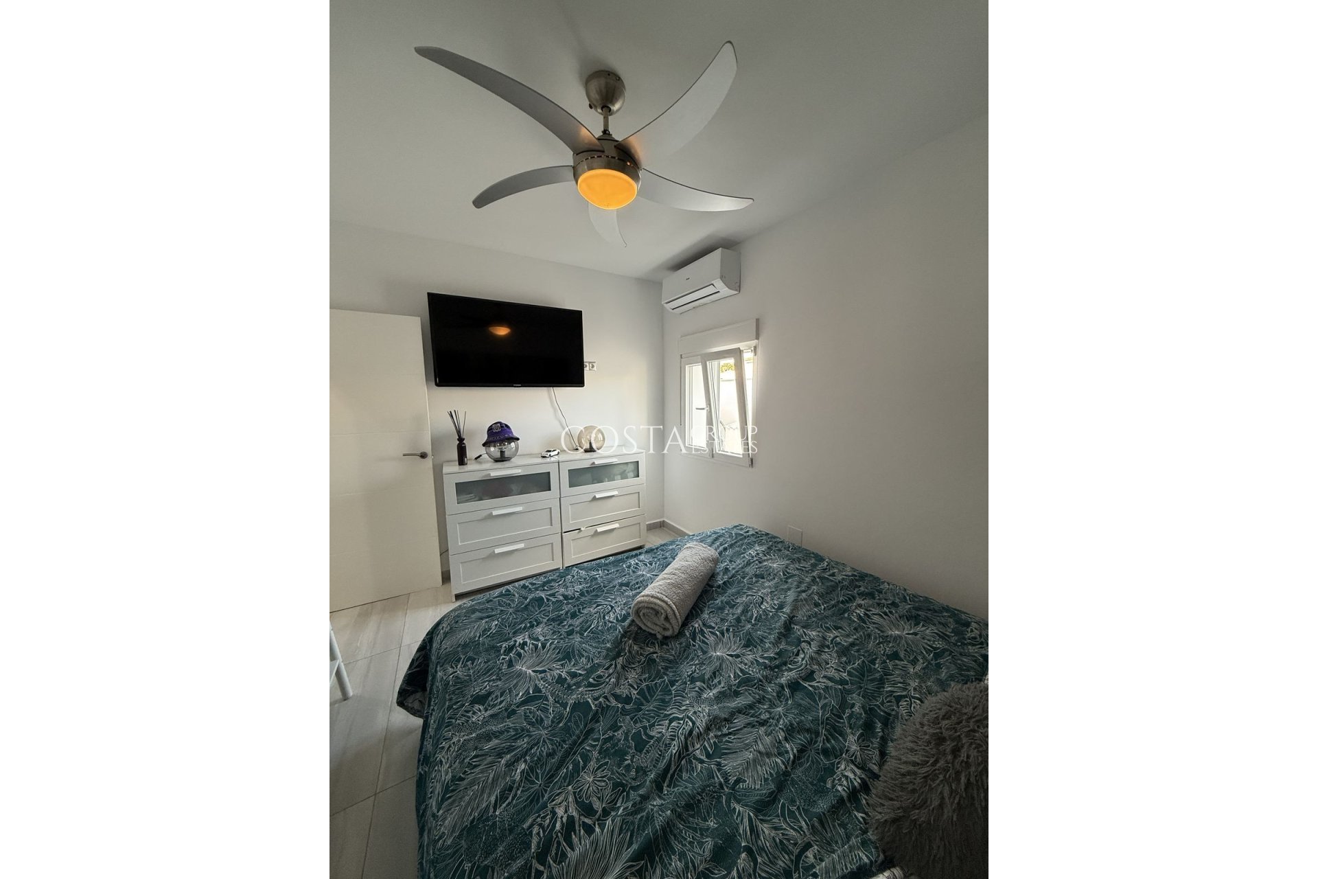 Resale - Villa -
Rojales - Ciudad Quesada