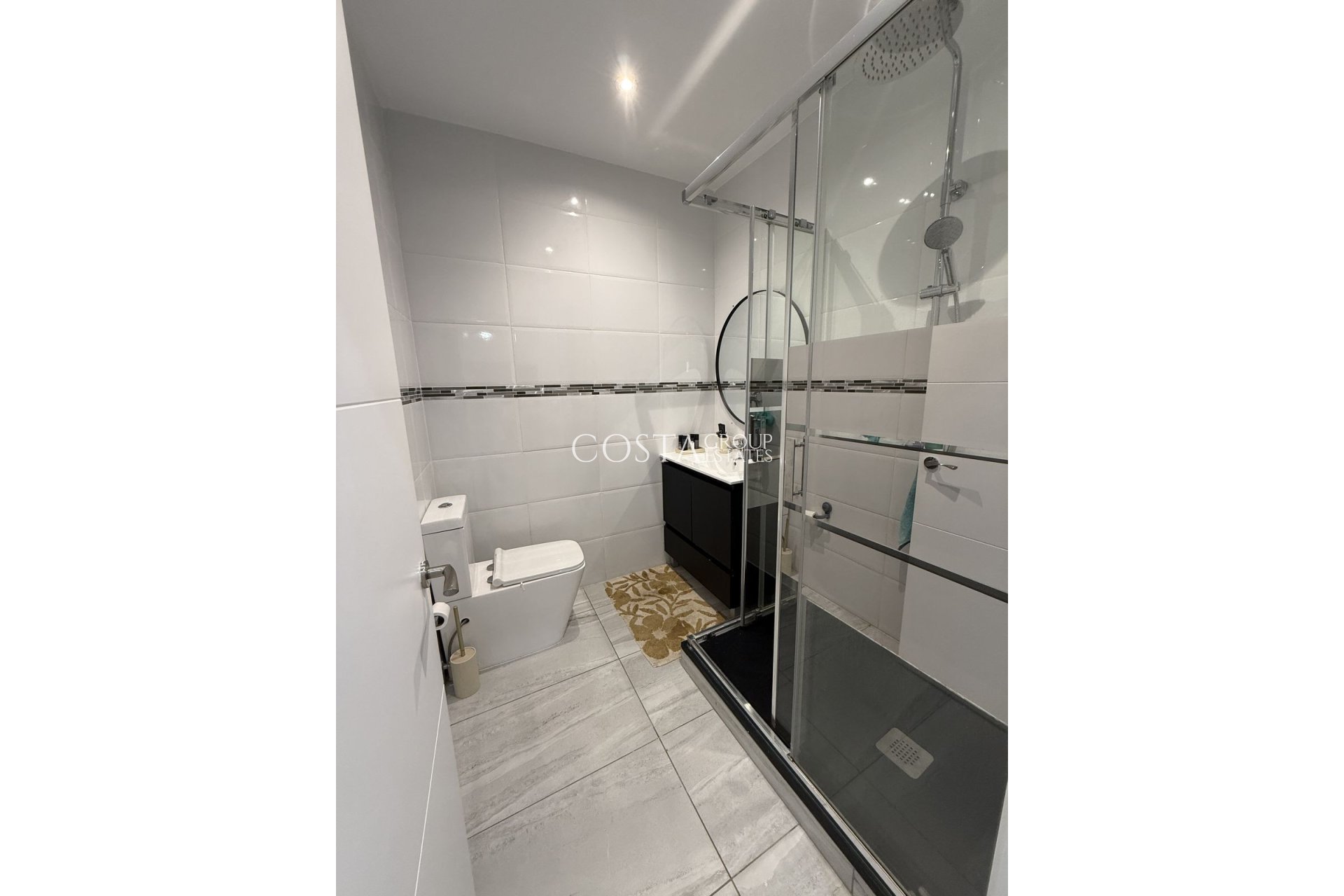 Resale - Villa -
Rojales - Ciudad Quesada