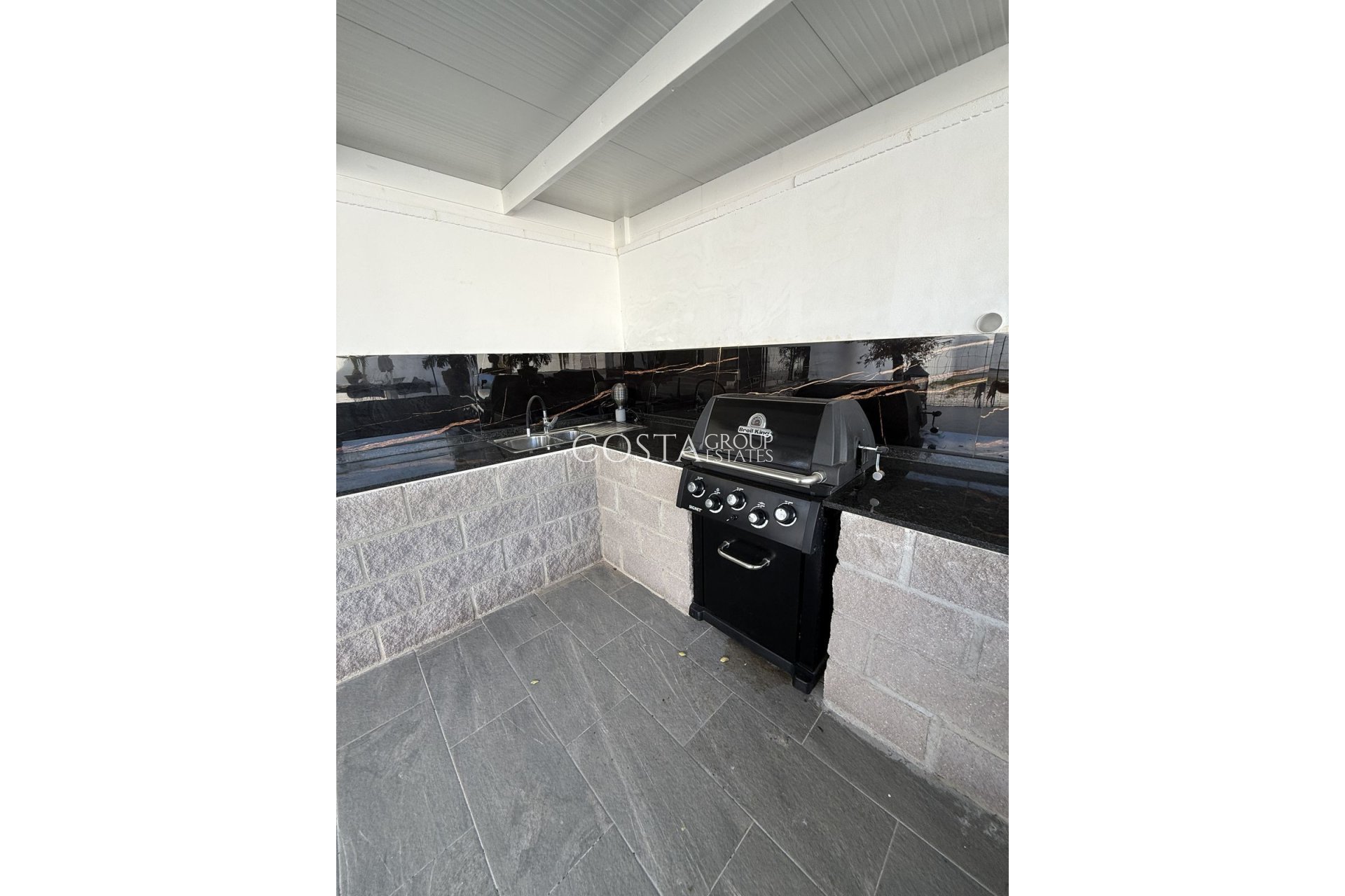 Resale - Villa -
Rojales - Ciudad Quesada