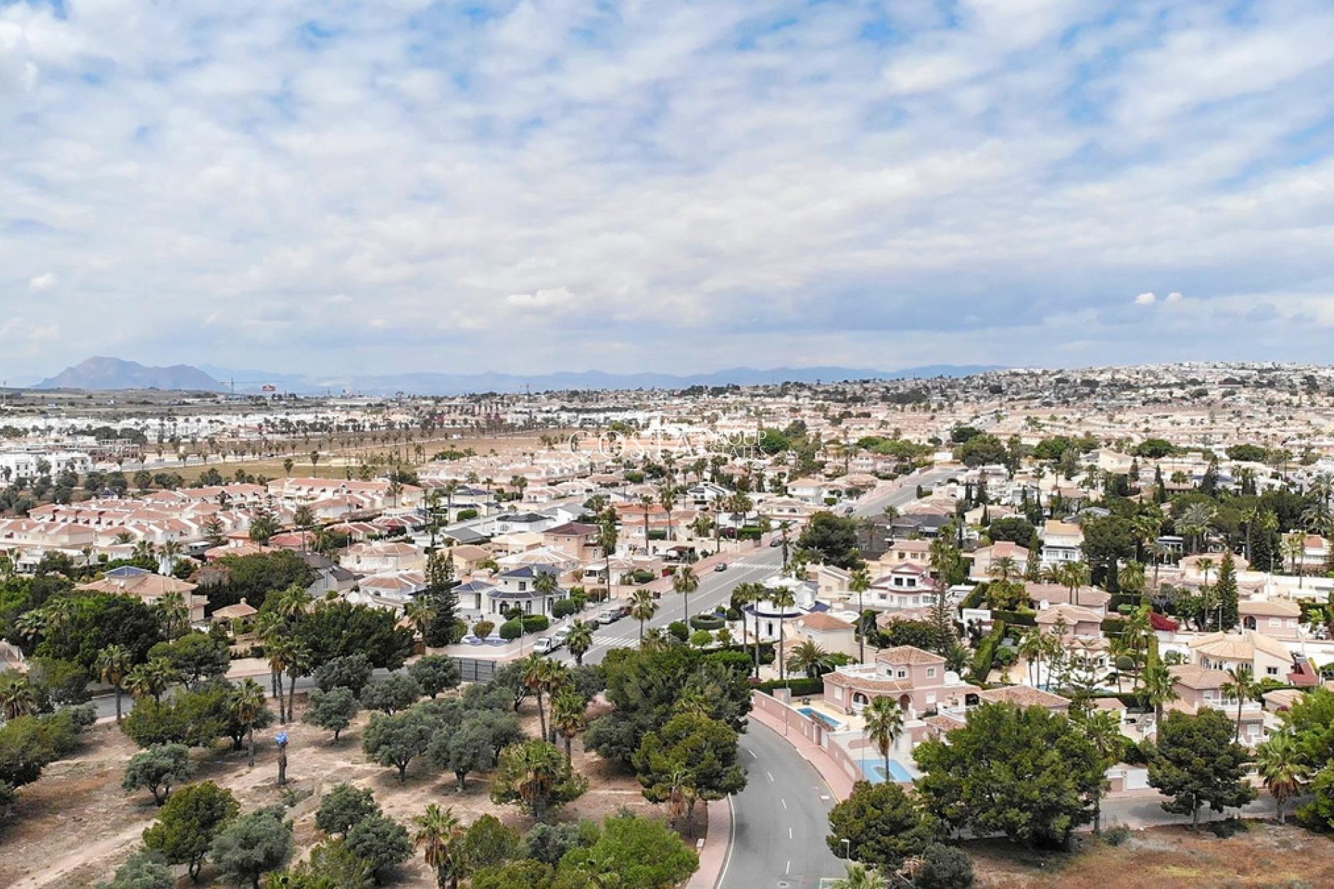 Resale - Villa -
Rojales - Ciudad Quesada