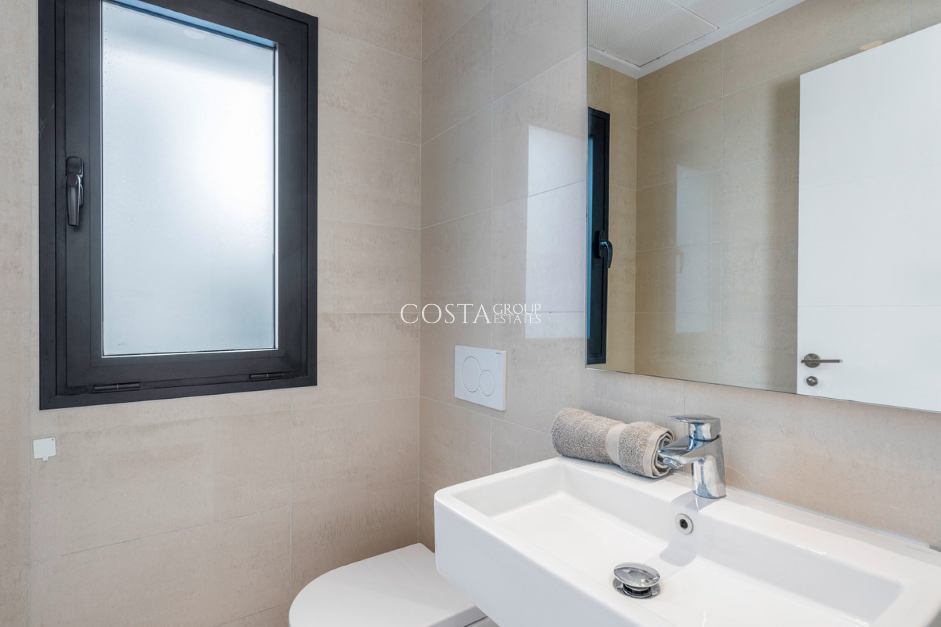 Resale - Villa -
Rojales - Ciudad Quesada