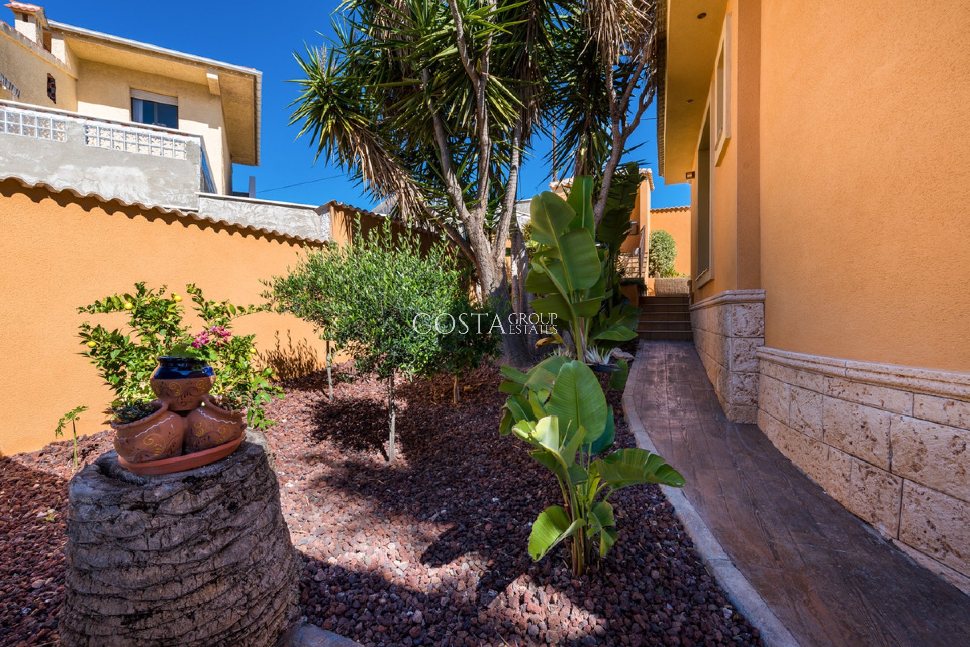 Resale - Villa -
Rojales - Ciudad Quesada