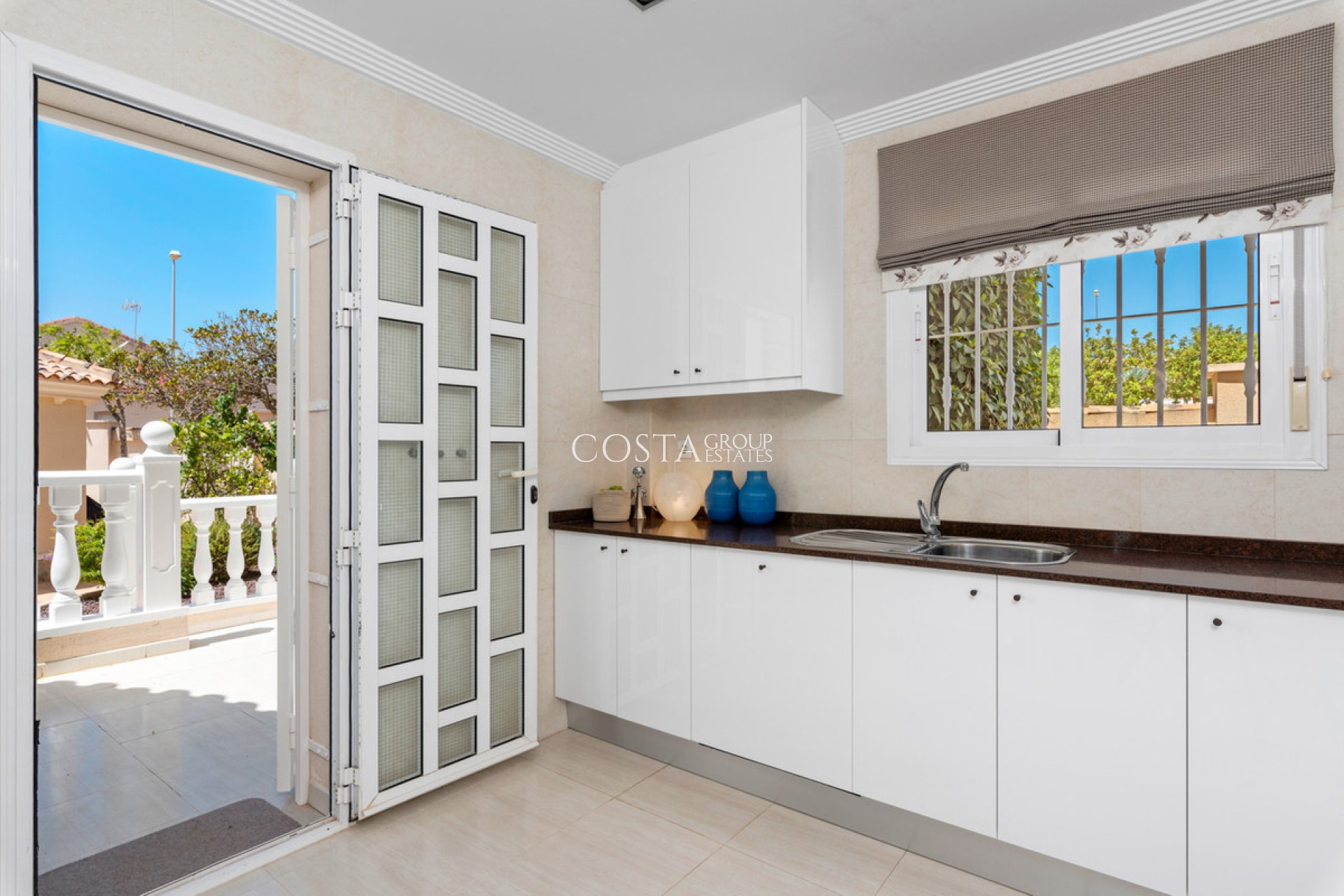 Resale - Villa -
Rojales - Ciudad Quesada