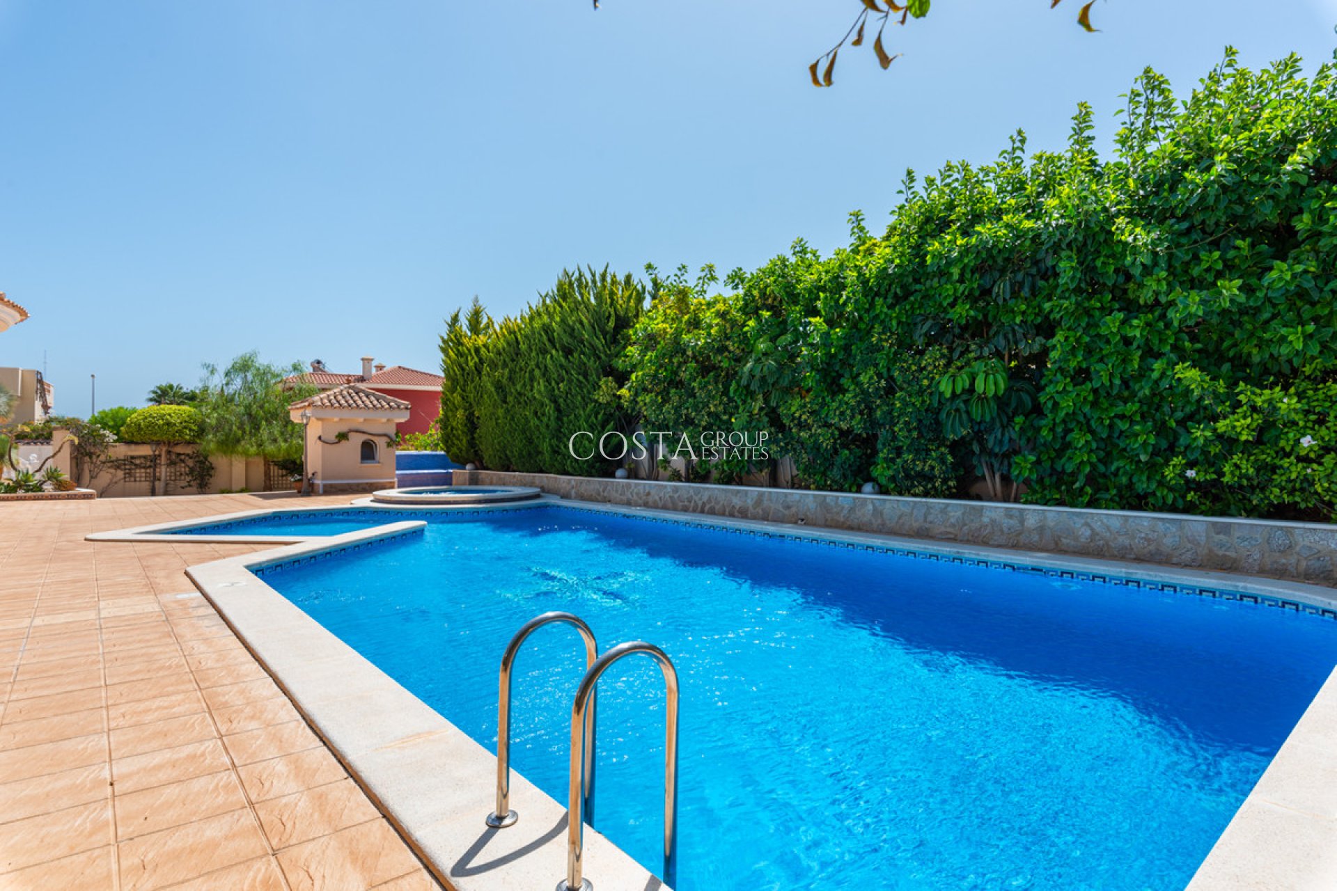 Resale - Villa -
Rojales - Ciudad Quesada