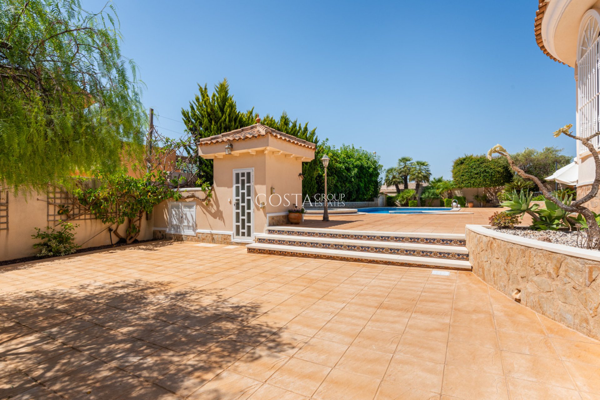 Resale - Villa -
Rojales - Ciudad Quesada