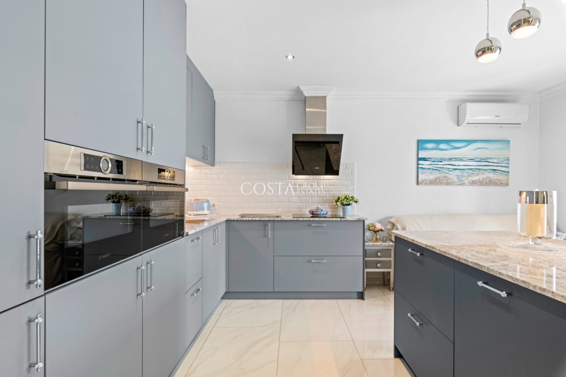 Resale - Villa -
Rojales - Ciudad Quesada