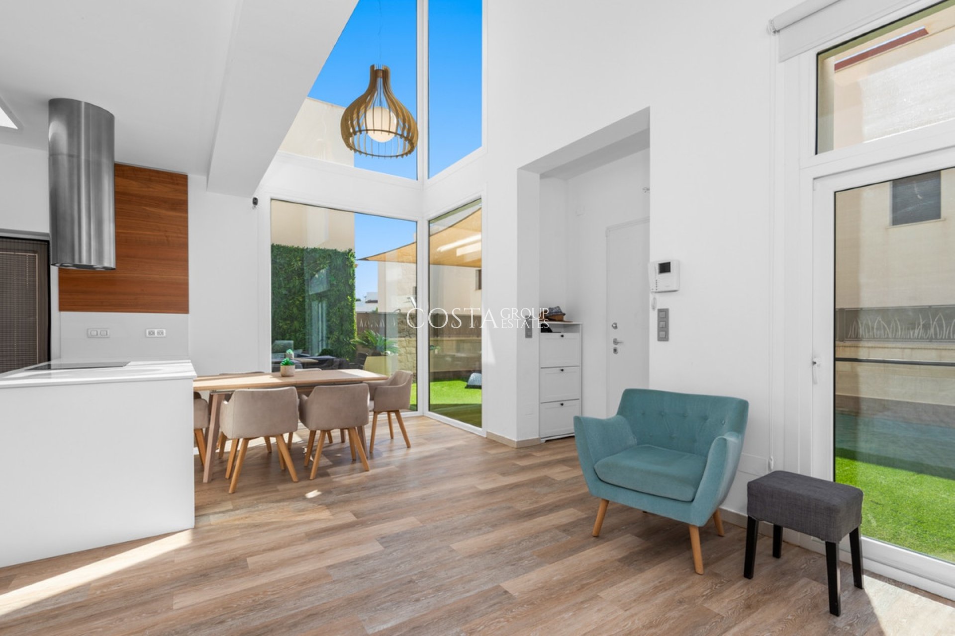 Resale - Villa -
Rojales - Ciudad Quesada