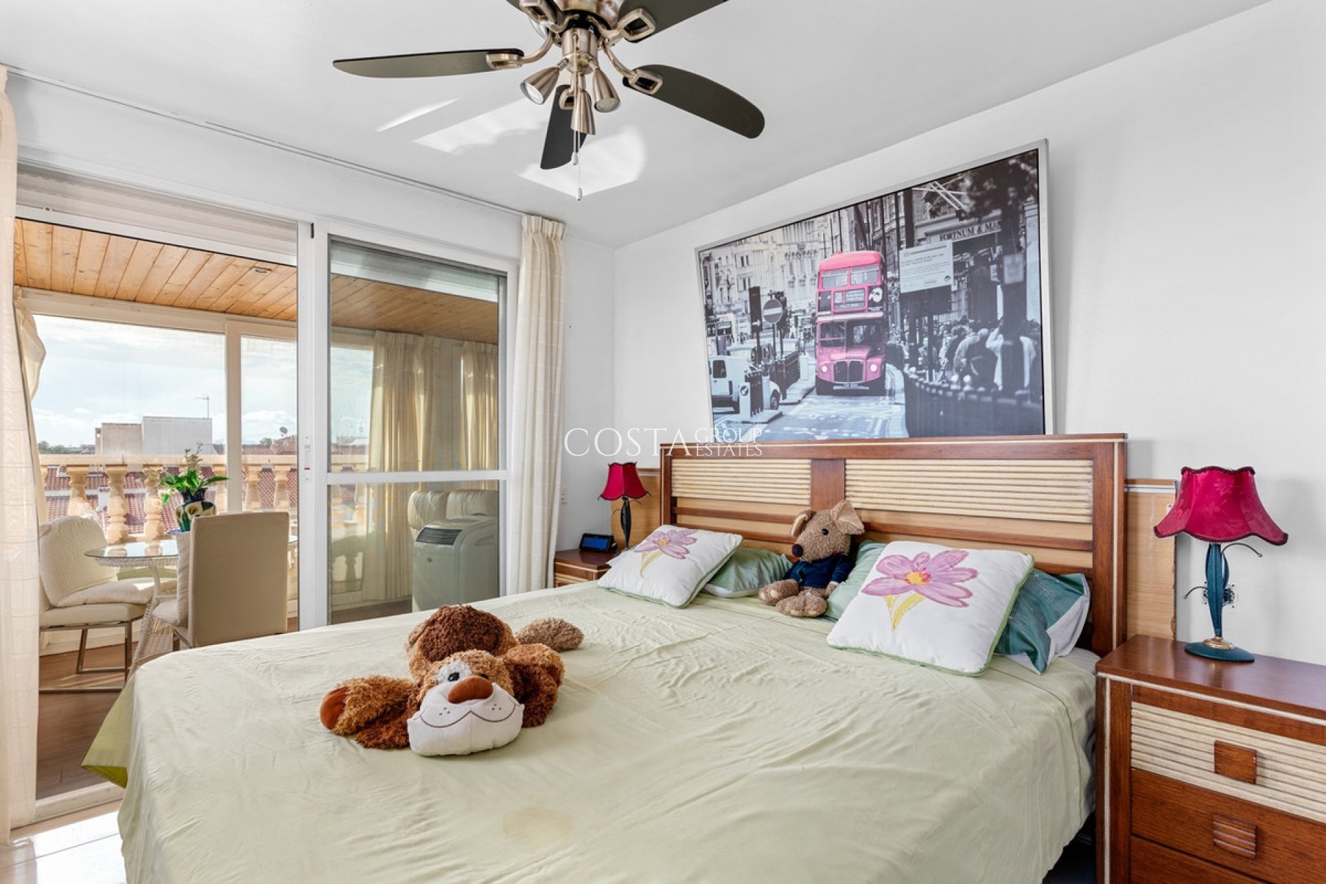 Resale - Villa -
Rojales - Ciudad Quesada