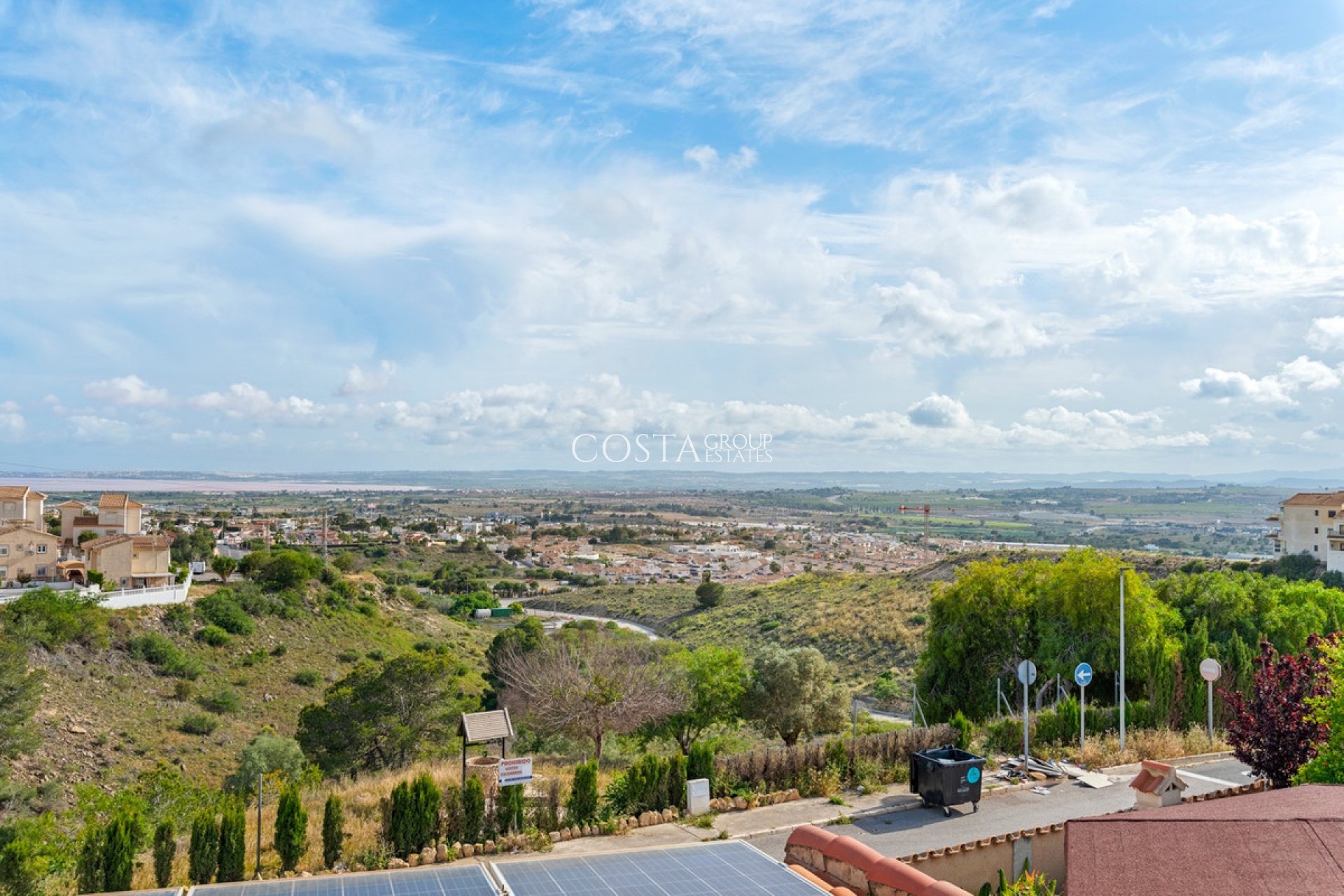 Resale - Villa -
Rojales - Ciudad Quesada