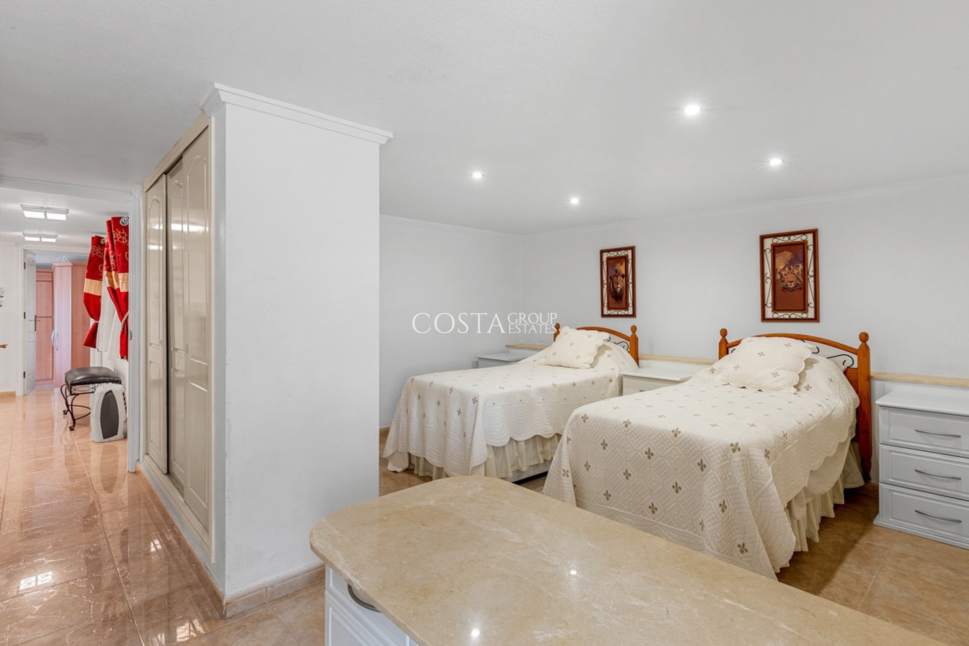 Resale - Villa -
Rojales - Ciudad Quesada