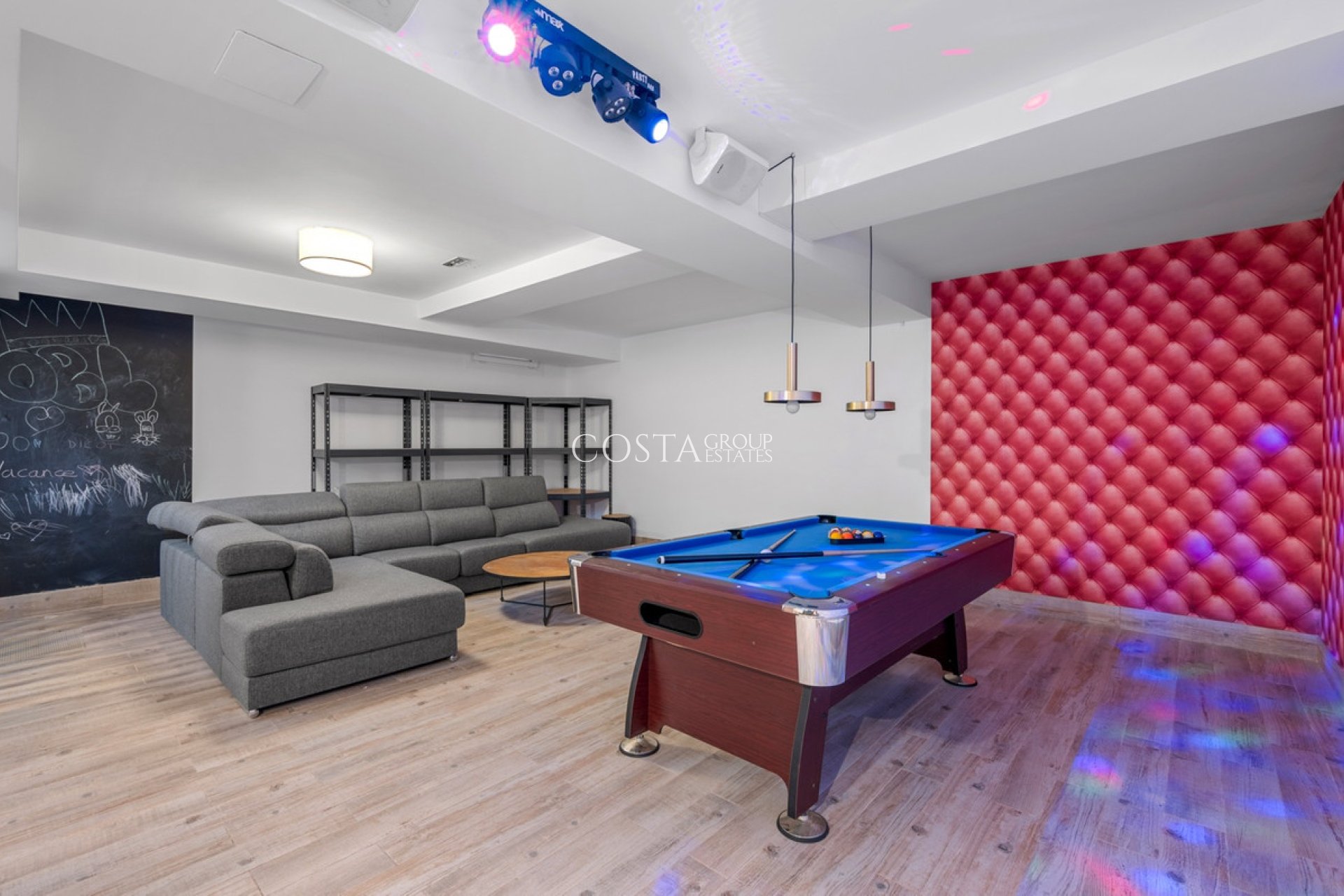 Resale - Villa -
Rojales - Ciudad Quesada