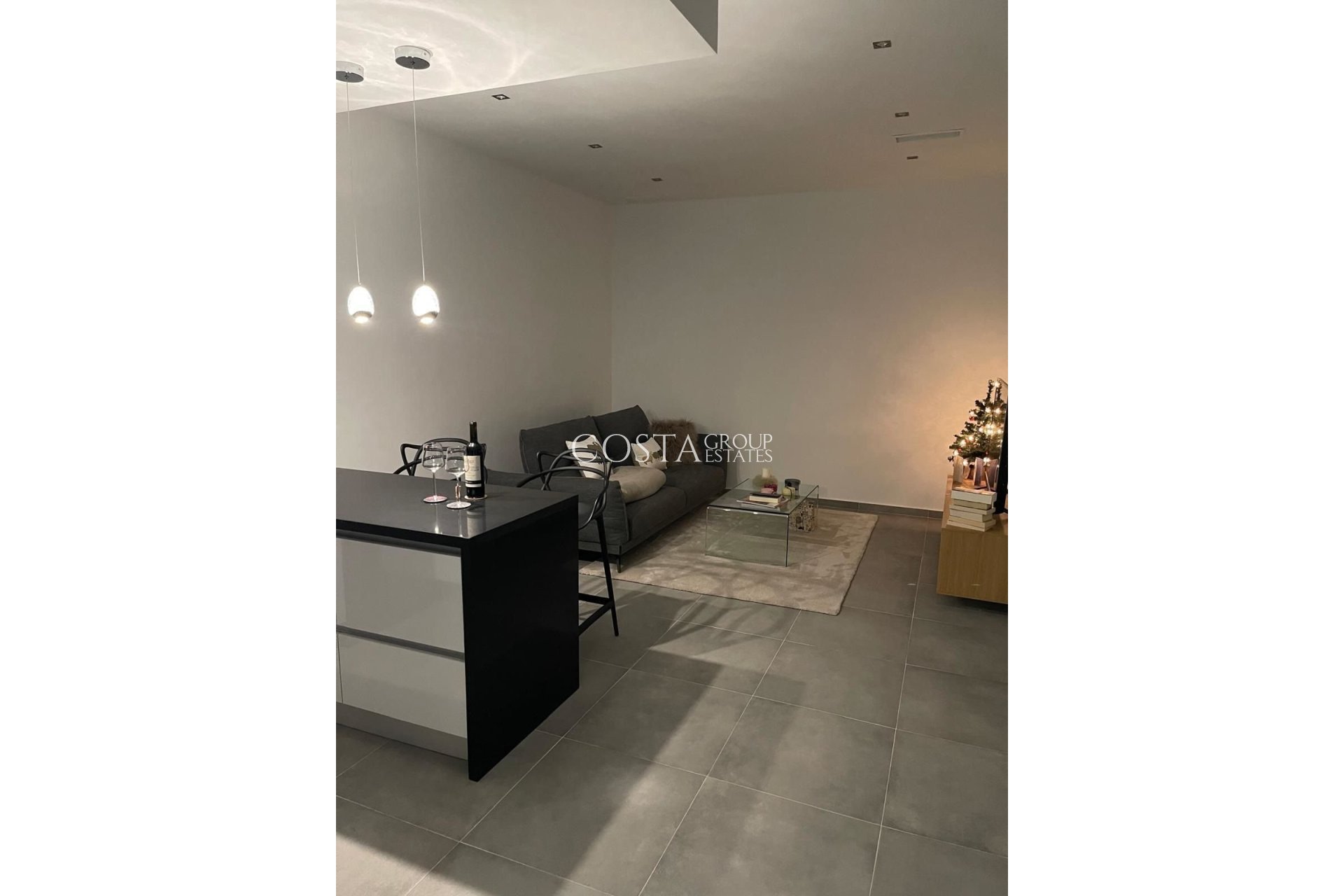 Resale - Villa -
Rojales - Ciudad Quesada