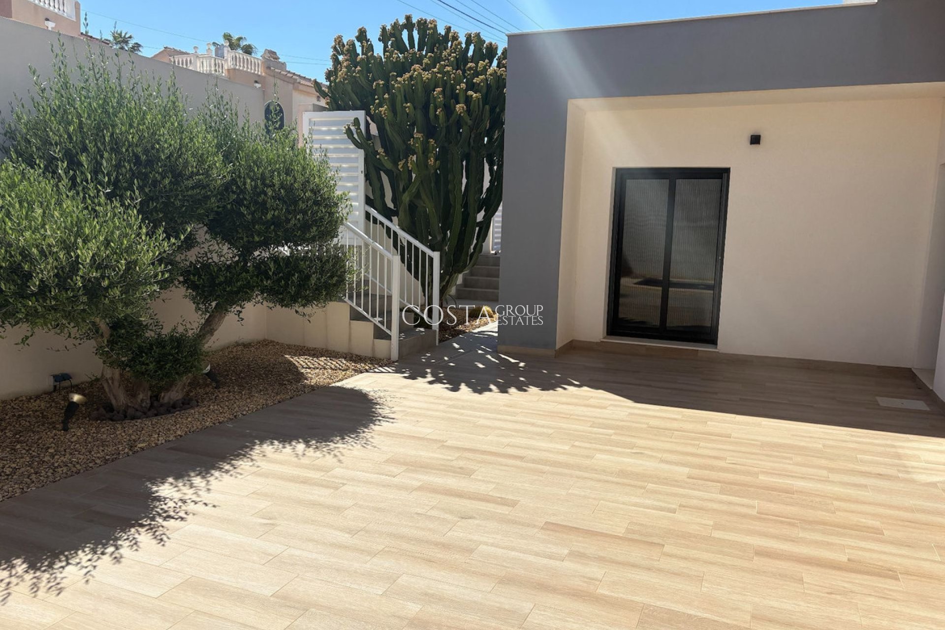 Resale - Villa -
Rojales - Ciudad Quesada