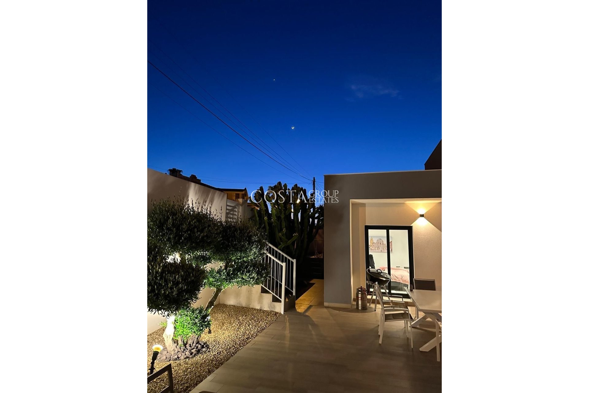 Resale - Villa -
Rojales - Ciudad Quesada