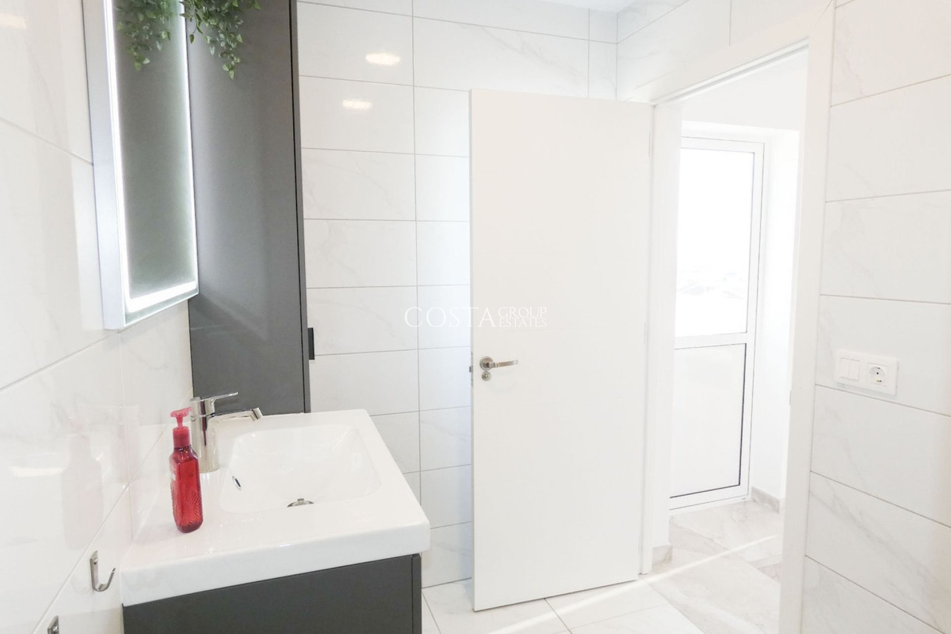 Resale - Villa -
Rojales - Ciudad Quesada