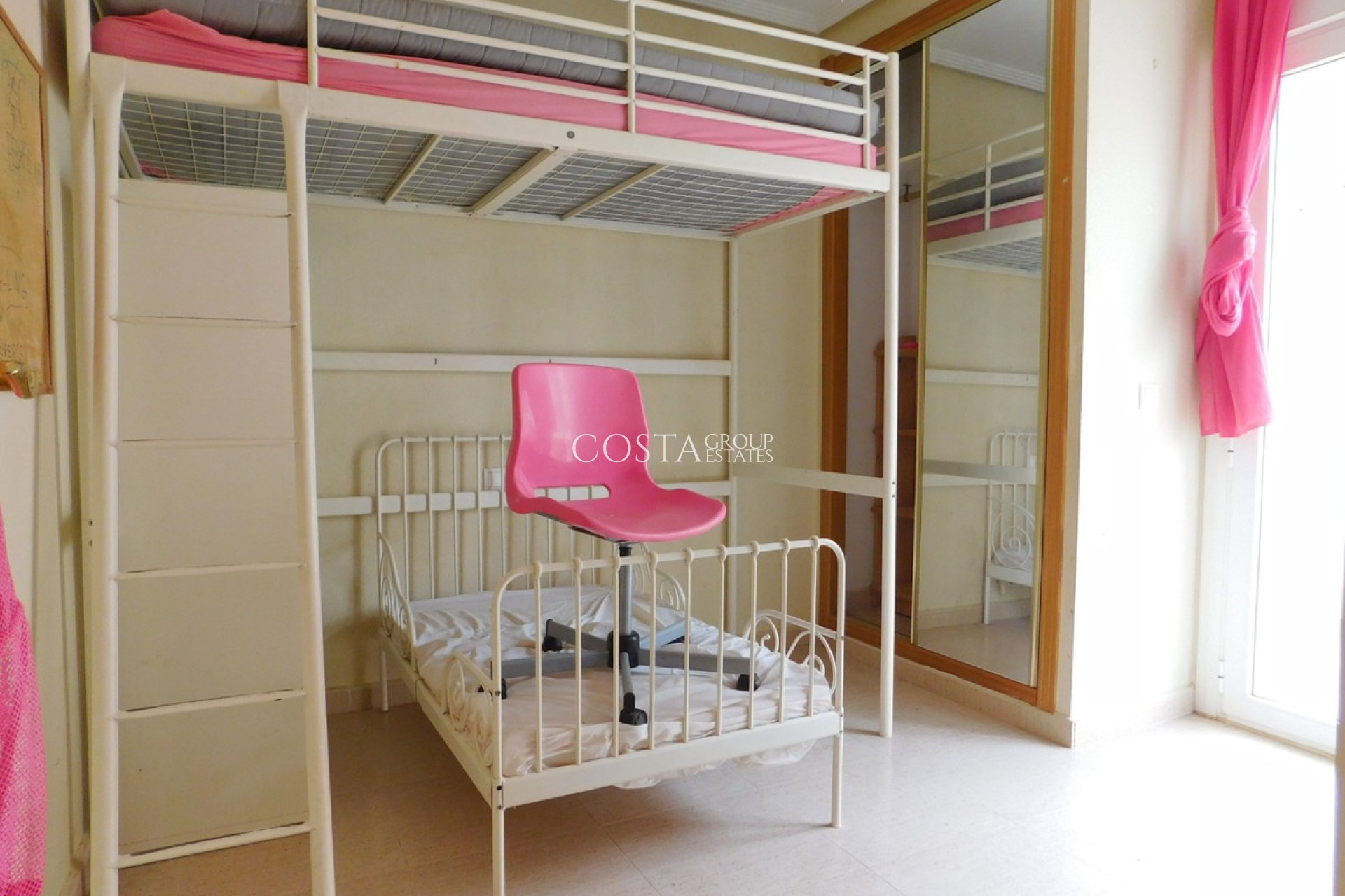 Resale - Villa -
Rojales - Ciudad Quesada