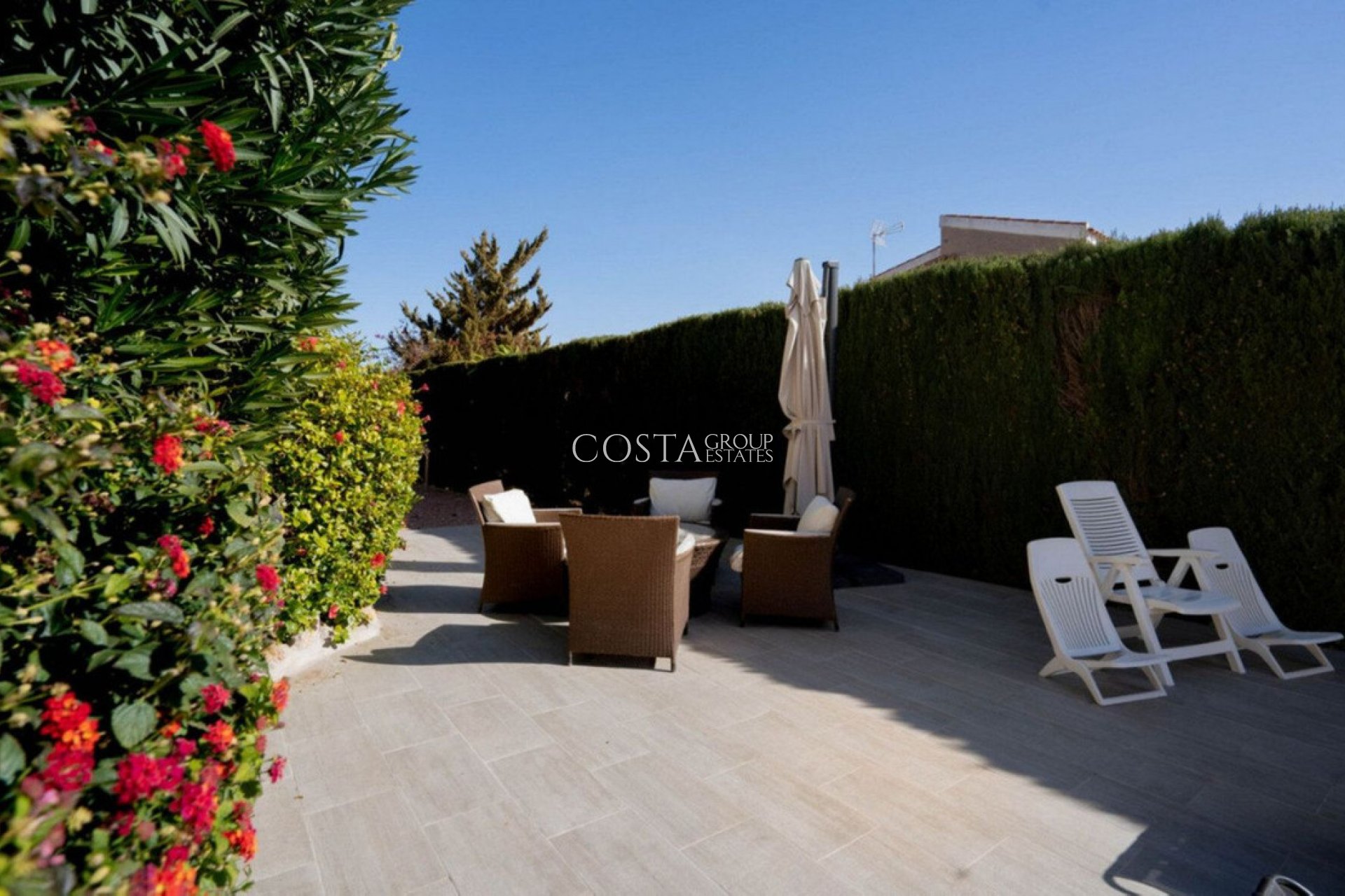 Resale - Villa -
Rojales - Ciudad Quesada