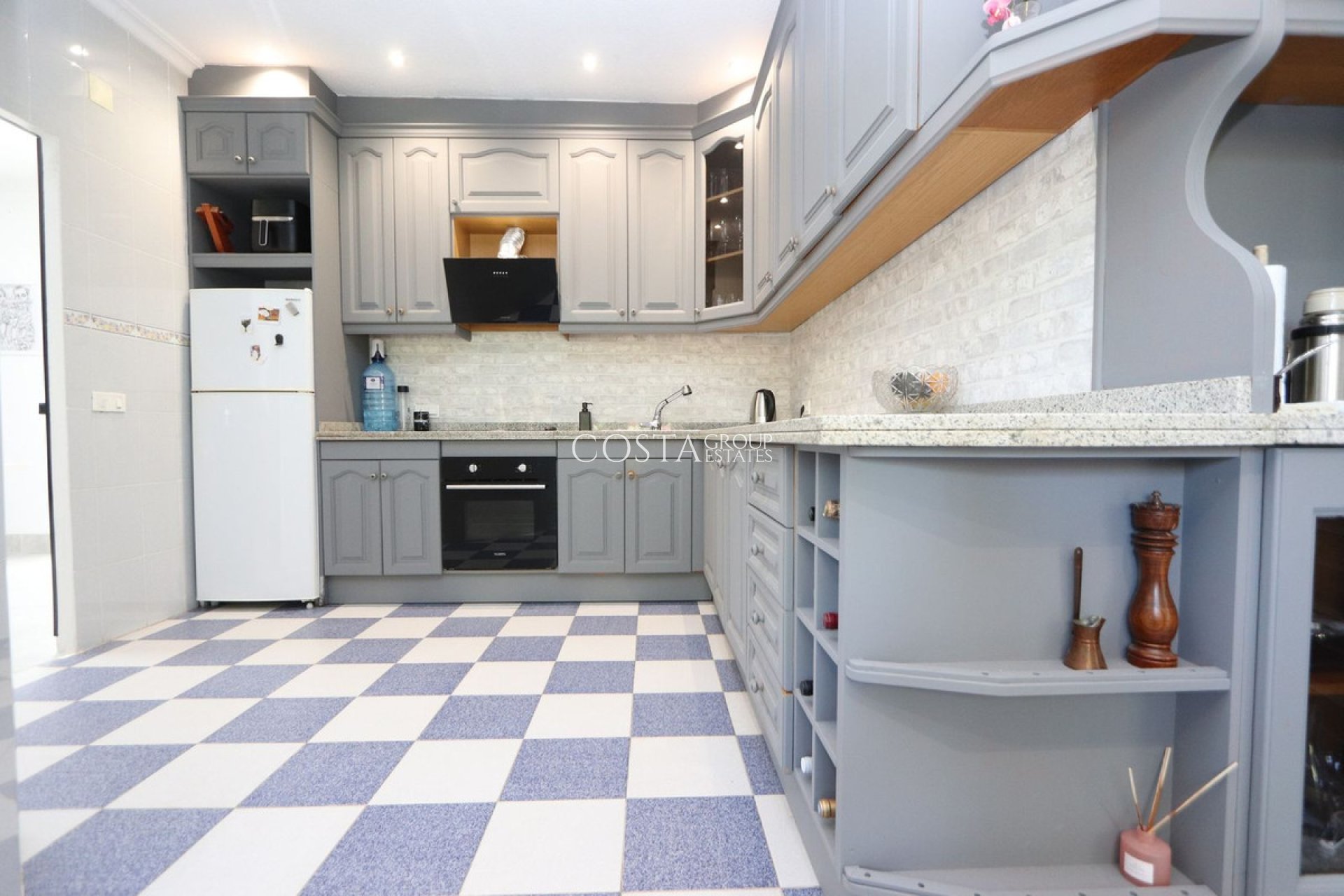 Resale - Villa -
Rojales - Ciudad Quesada