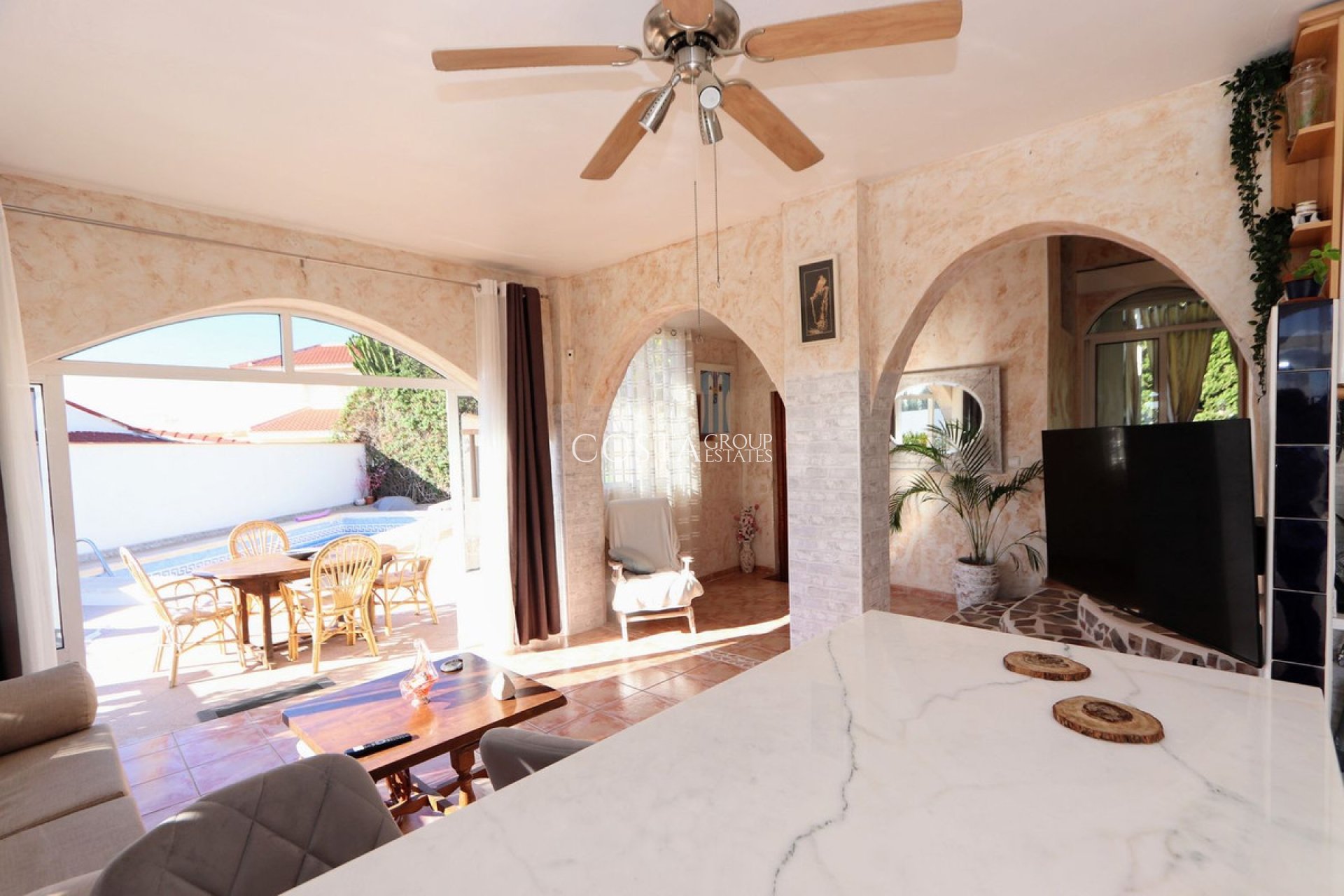 Resale - Villa -
Rojales - Ciudad Quesada