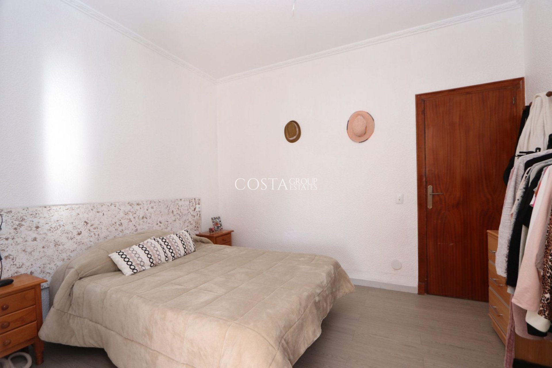 Resale - Villa -
Rojales - Ciudad Quesada