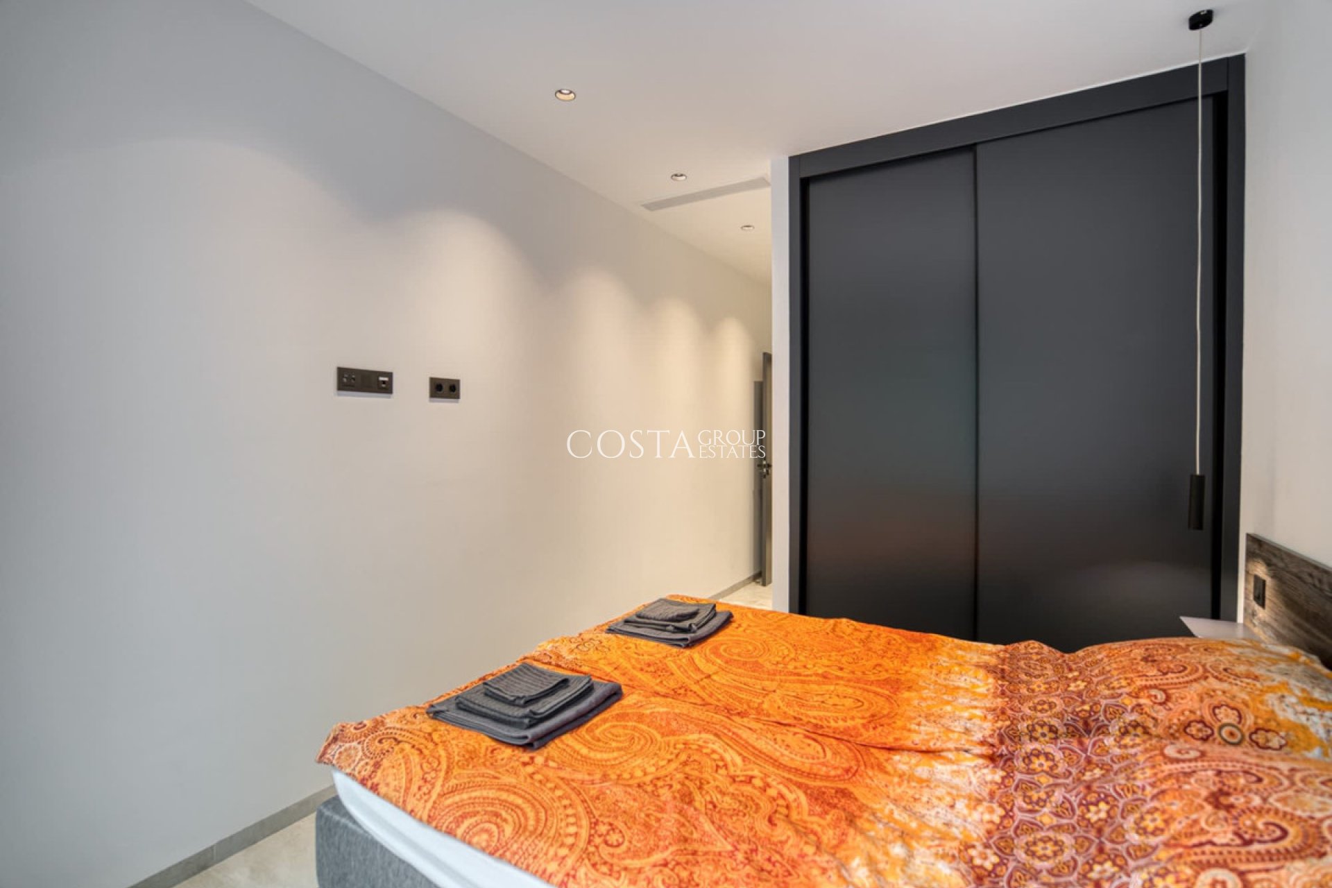 Resale - Villa -
Rojales - Ciudad Quesada