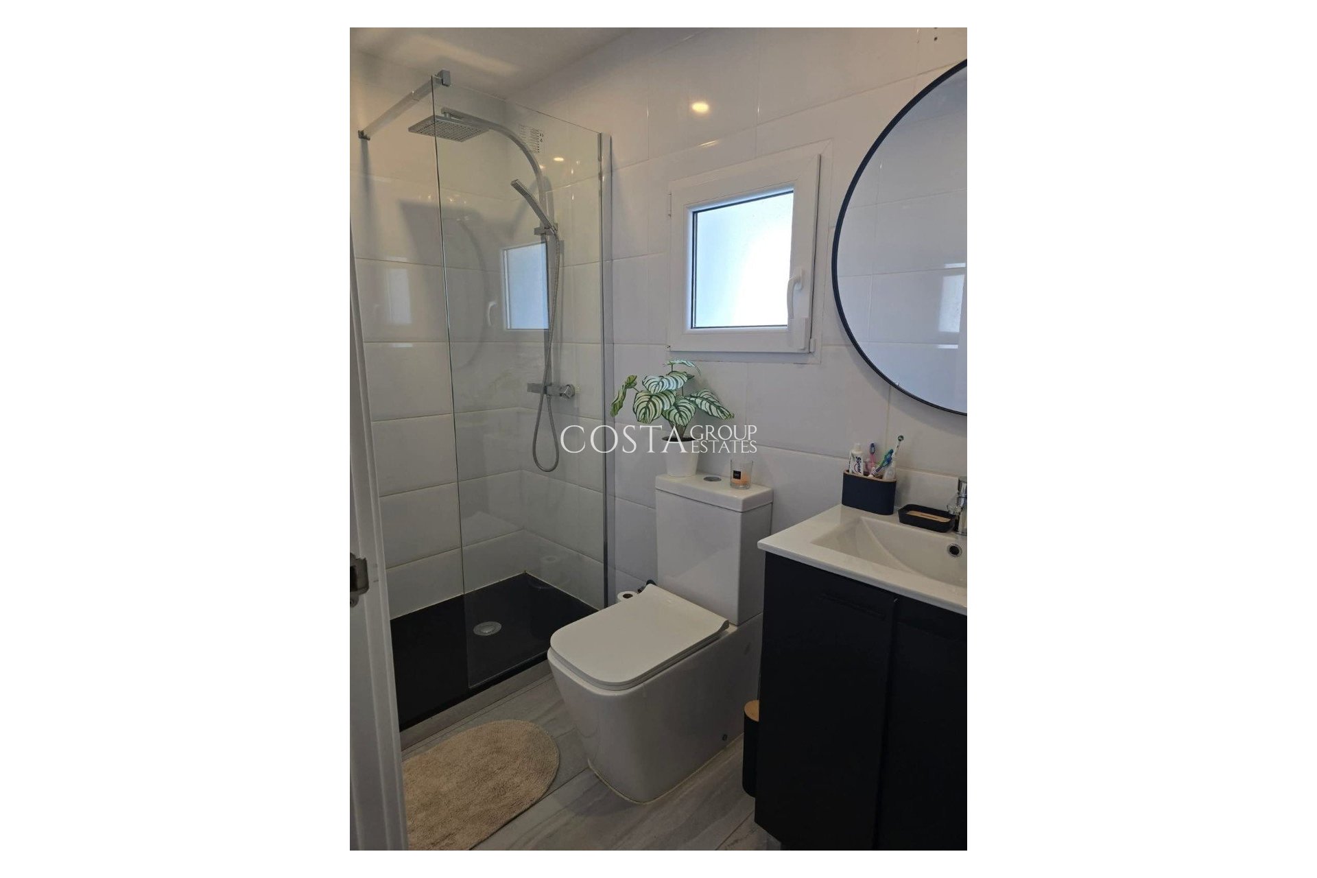 Resale - Villa -
Rojales - Ciudad Quesada