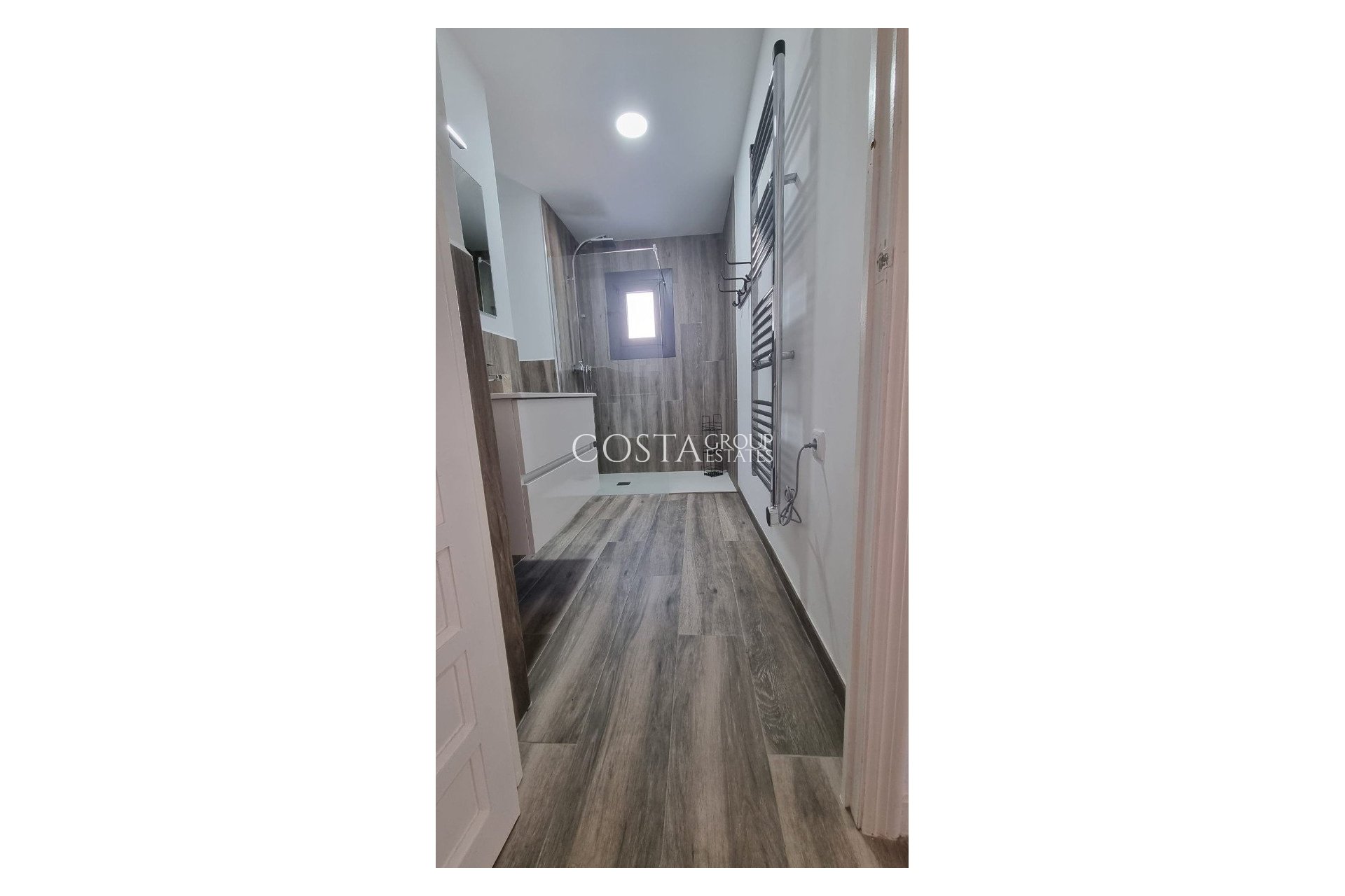 Resale - Villa -
Rojales - Ciudad Quesada