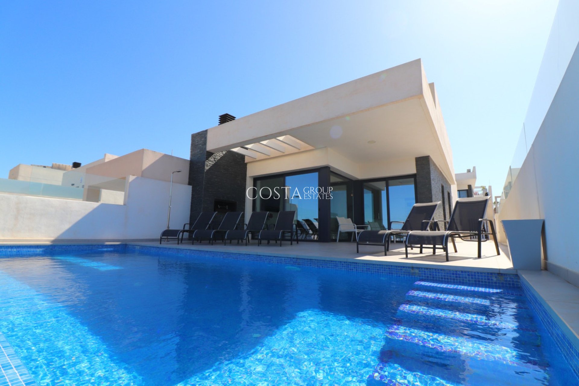 Resale - Villa -
Rojales - Pueblo Lucero