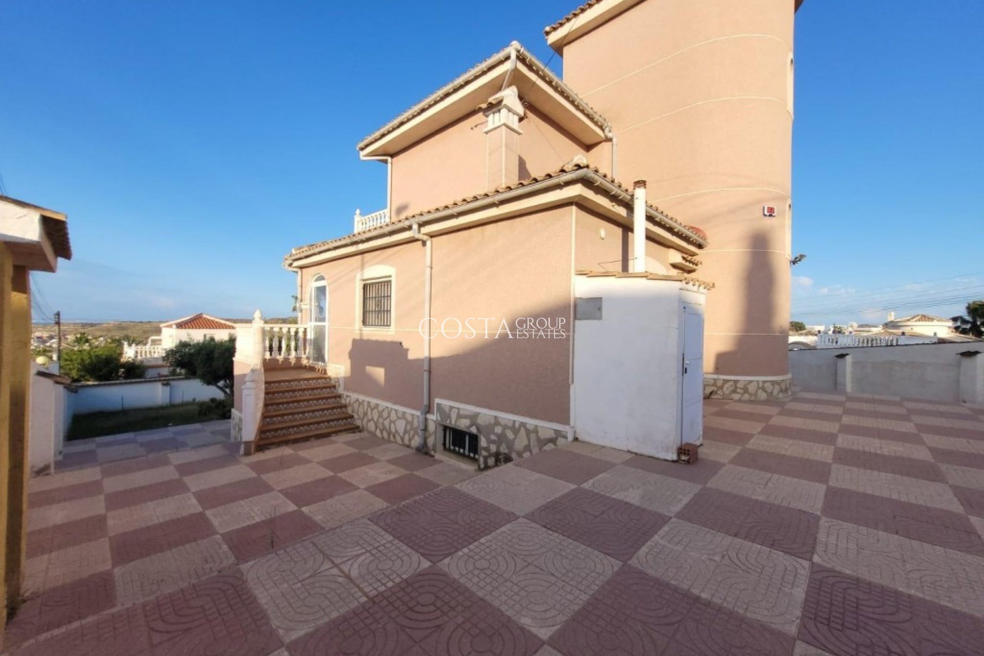 Resale - Villa -
Rojales - Quesada
