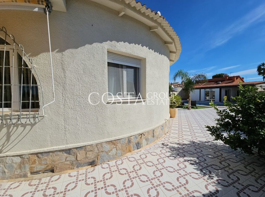 Resale - Villa -
Rojales - Quesada
