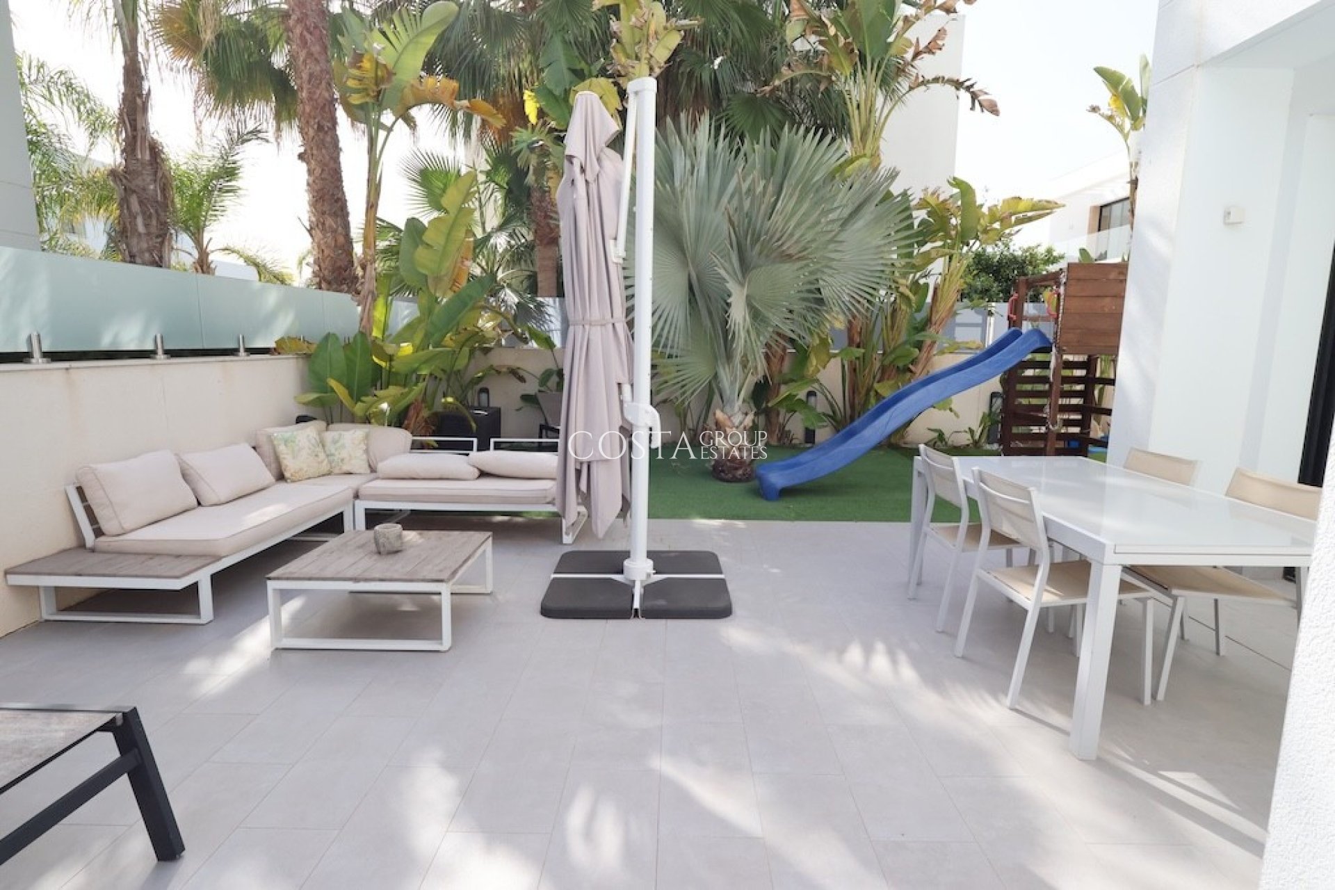 Resale - Villa -
Rojales - Quesada