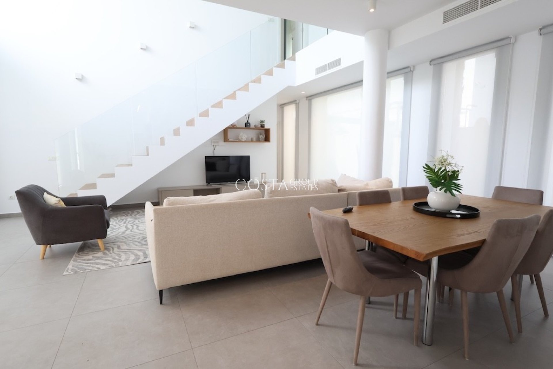 Resale - Villa -
Rojales - Quesada